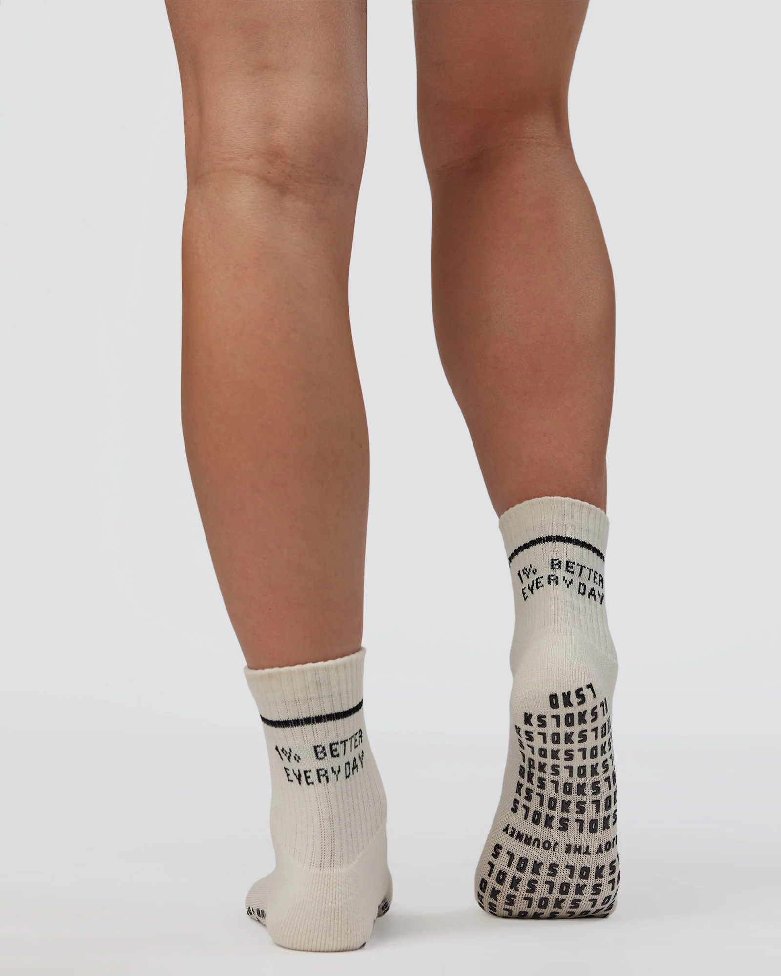 1% Better Pilates Grip Sock - Off White-Black - Image 3