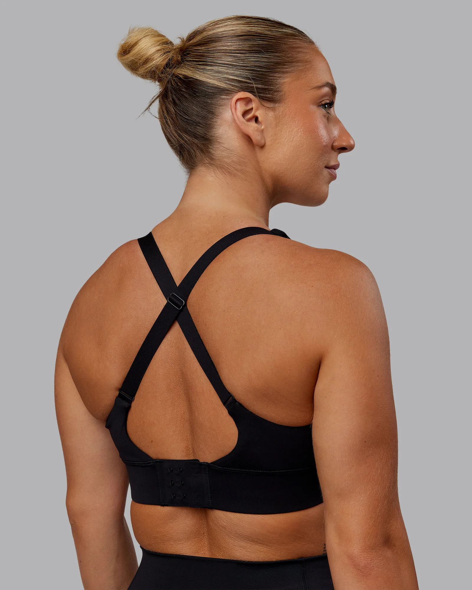 Accelerate Sports Bra - Black - Image 6