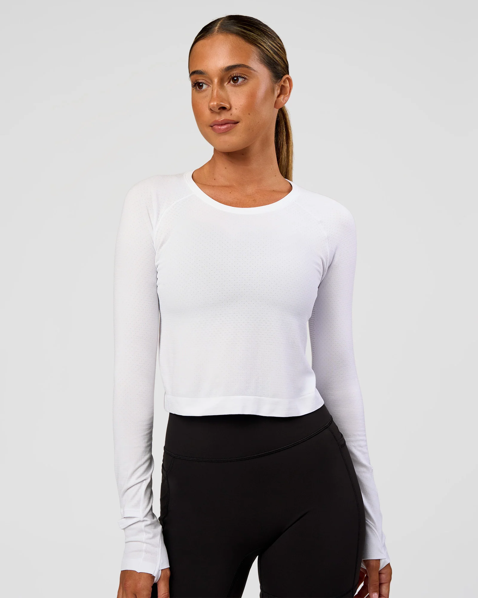 AeroFLX+ Seamless Long Sleeve Skimmer Tee - White/White - Image 4