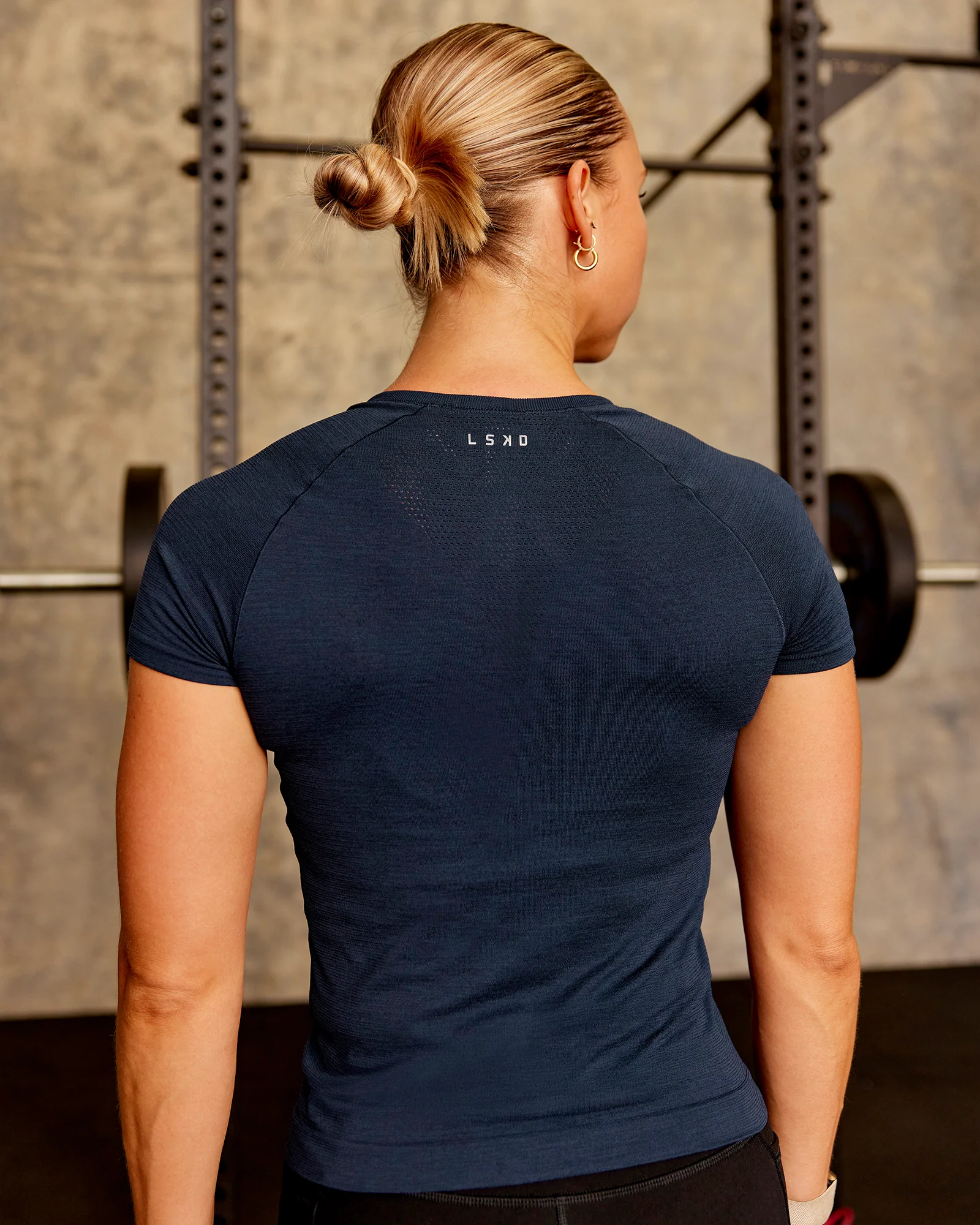 AeroFLX+ Seamless Tee - Future Navy/Future Navy - Image 2