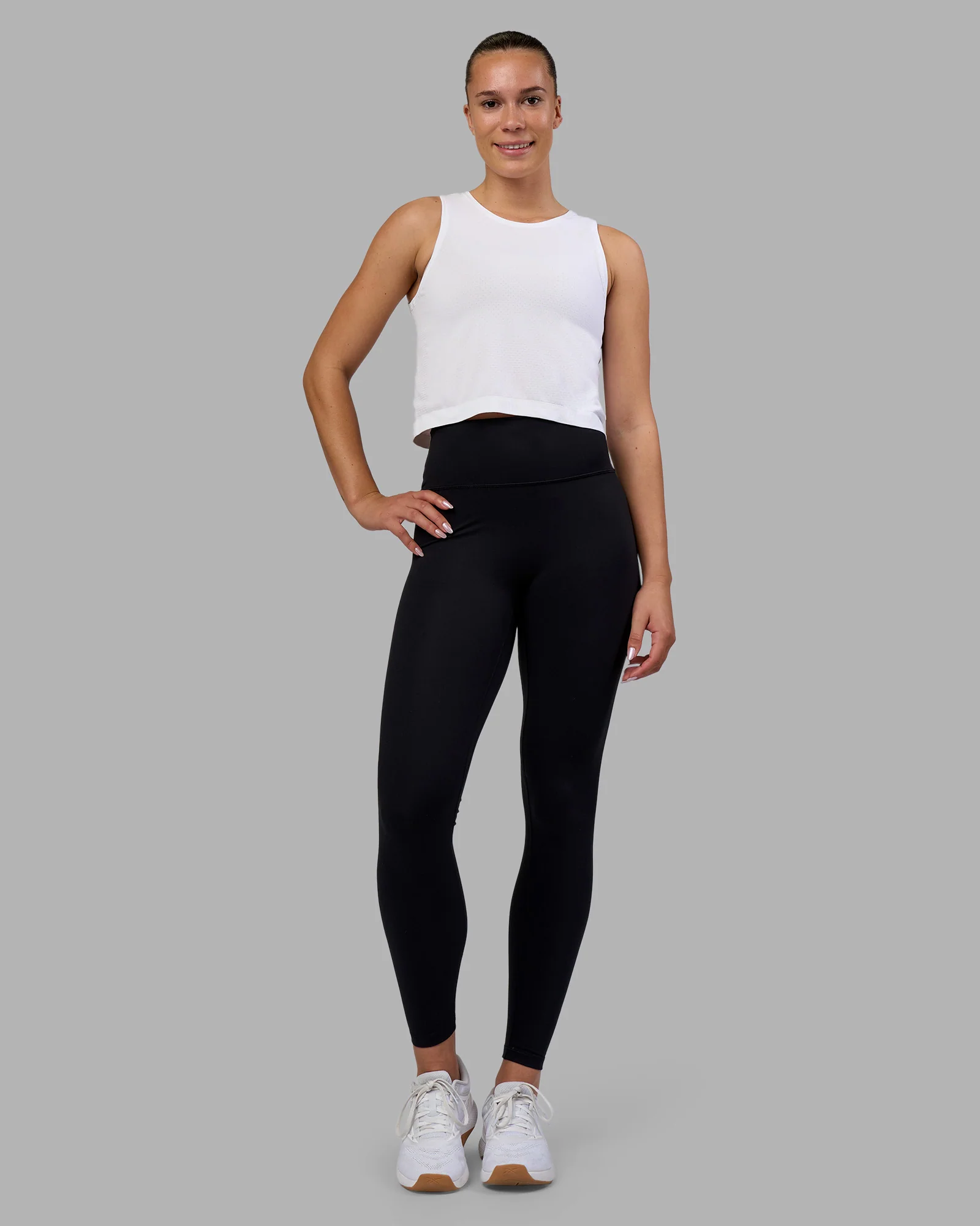 AeroFLX+ Seamless Skimmer Tank - White/White - Image 2