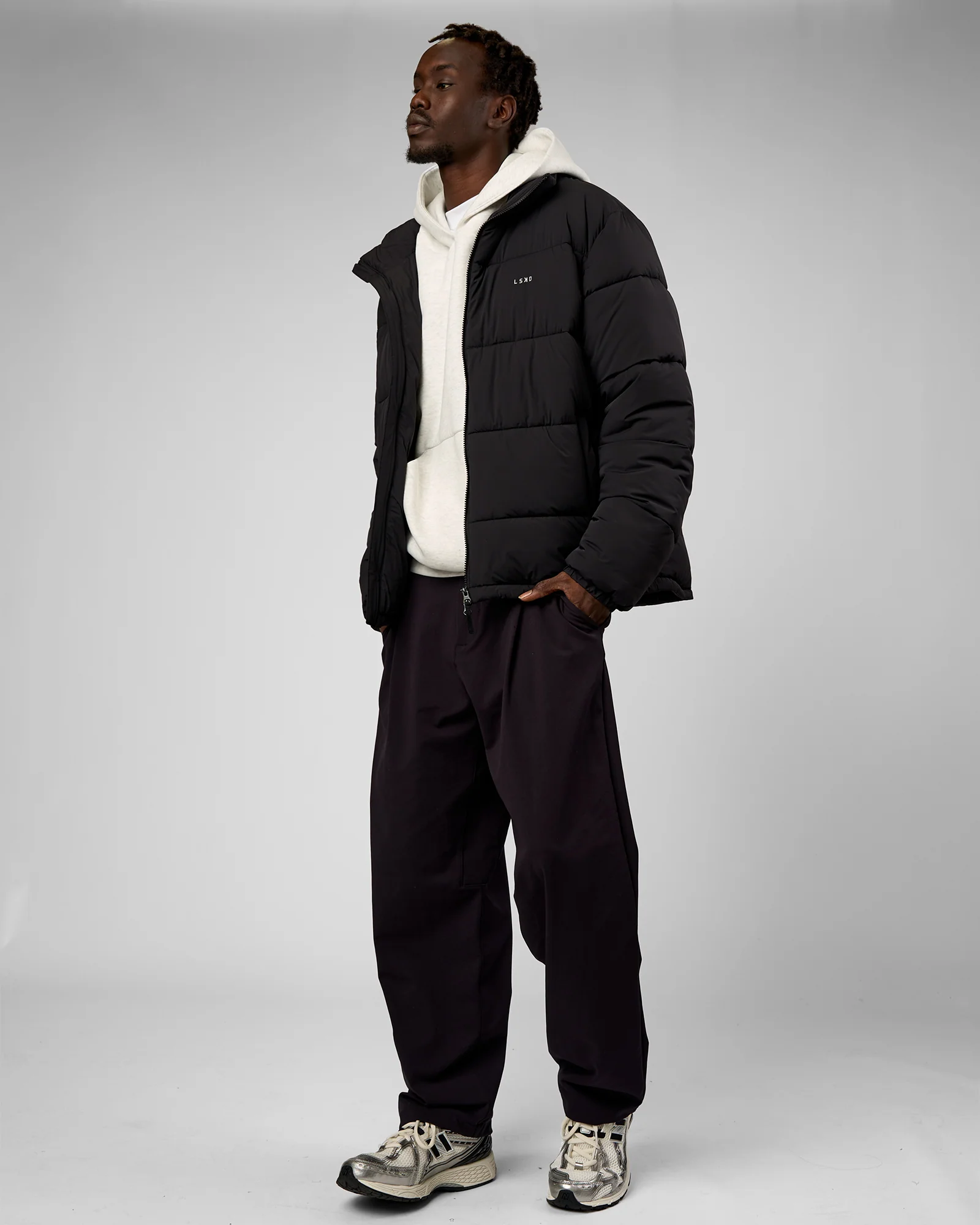 Base Puffer Jacket - Black - Image 4