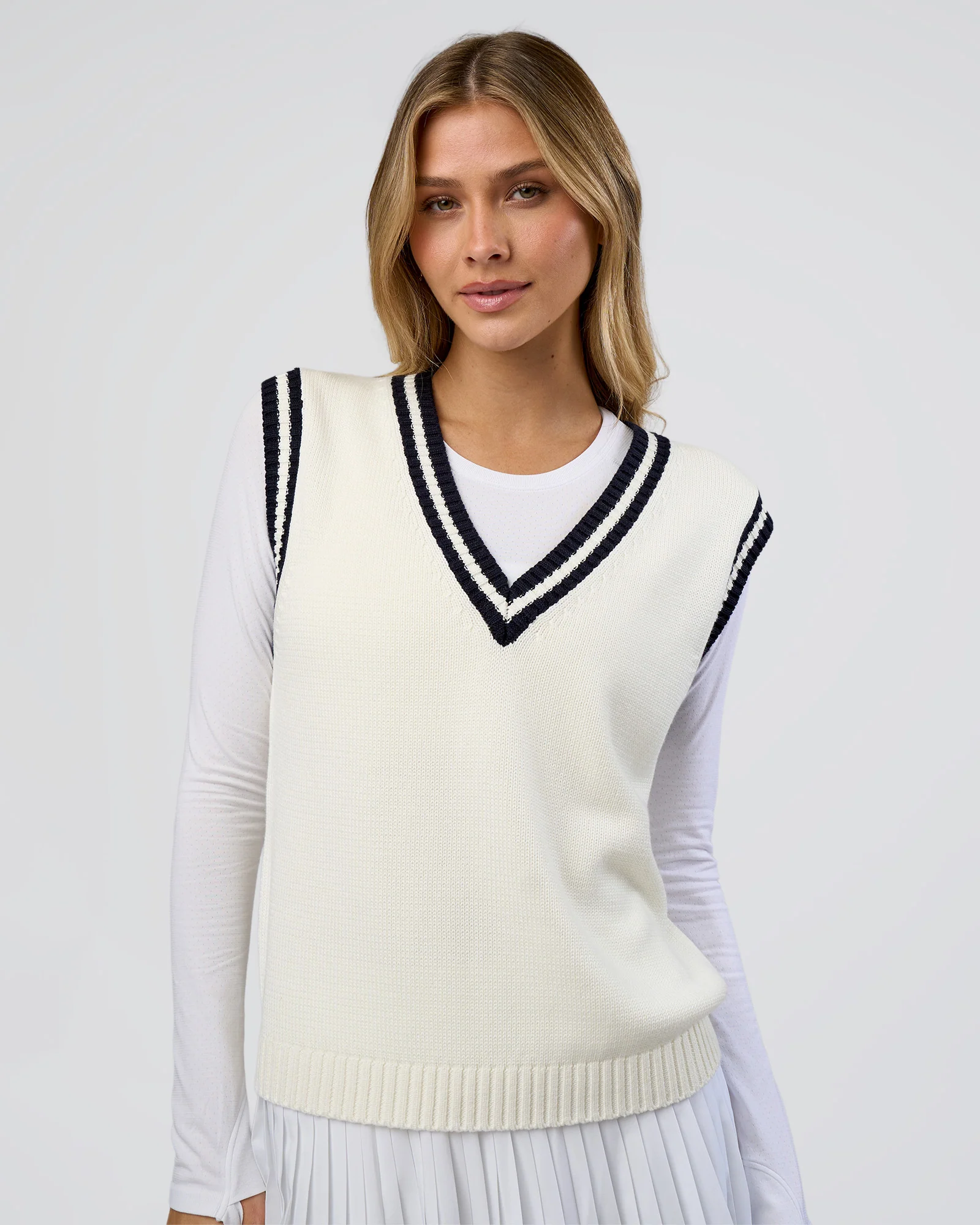 Clubhouse Vest - Off White-Future Navy - Image 2
