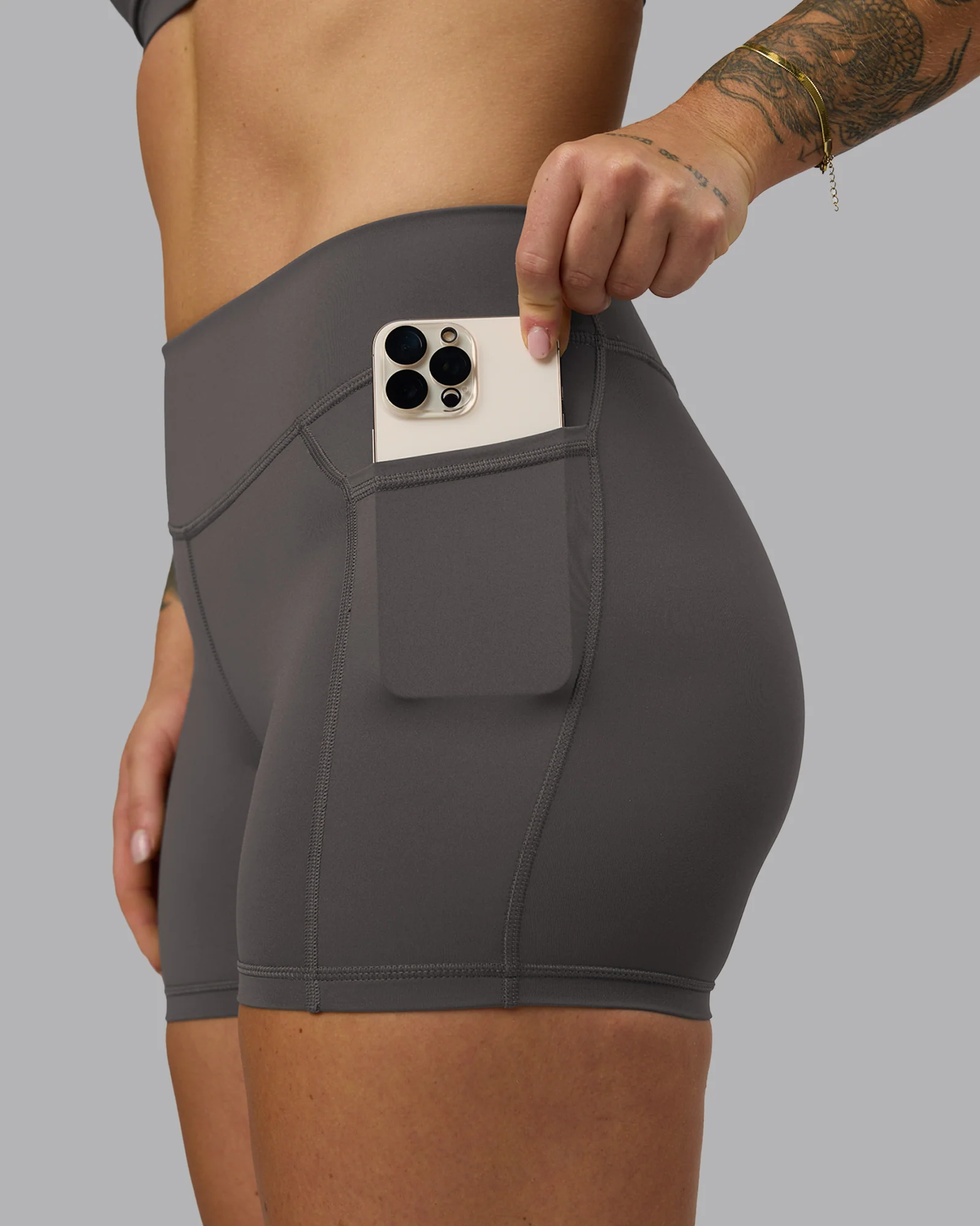 Elite High-Rise 4" Short Pockets - Dark Storm - Image 6
