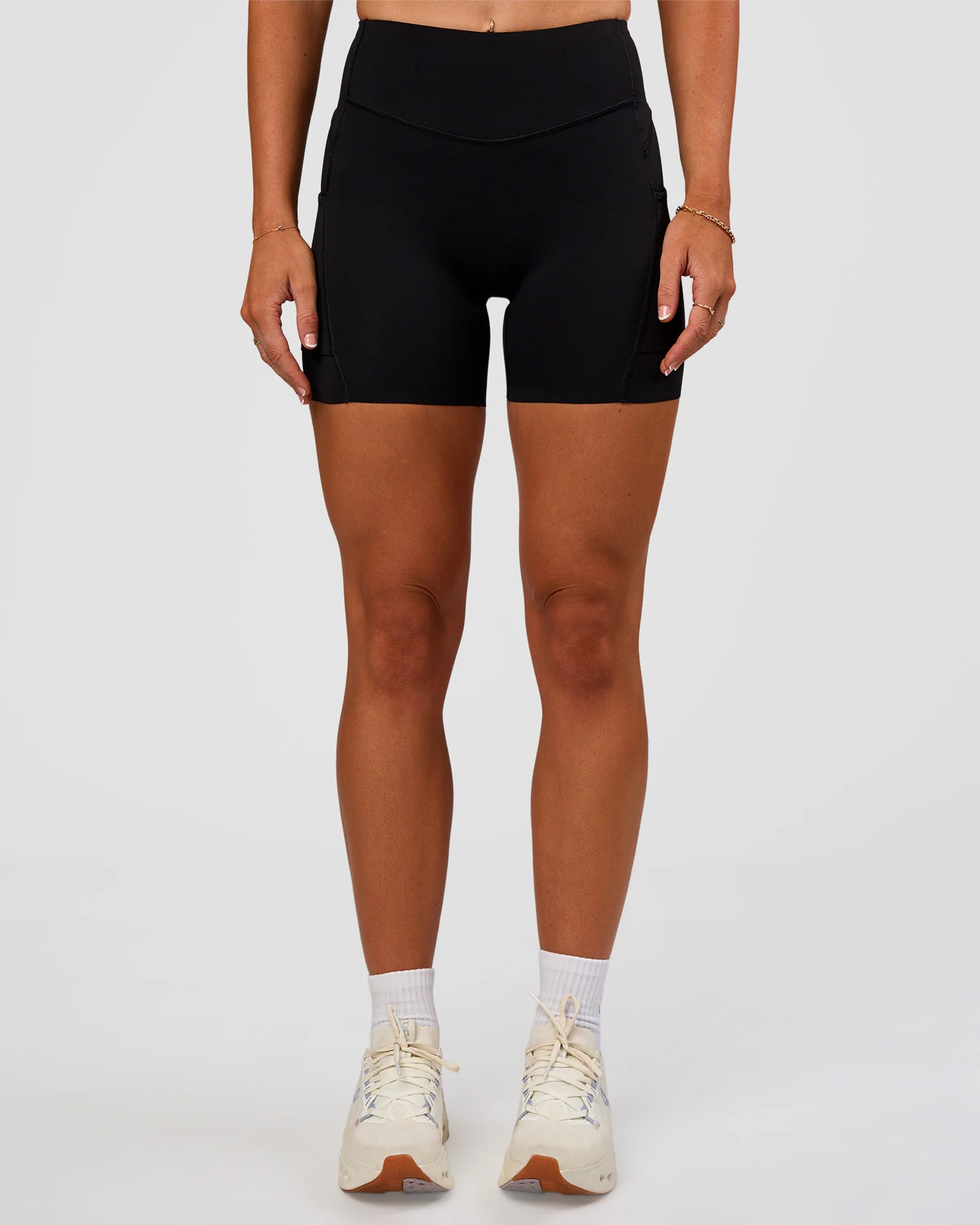 Elite Run High-Rise 5" Short Pockets - Black - Image 2