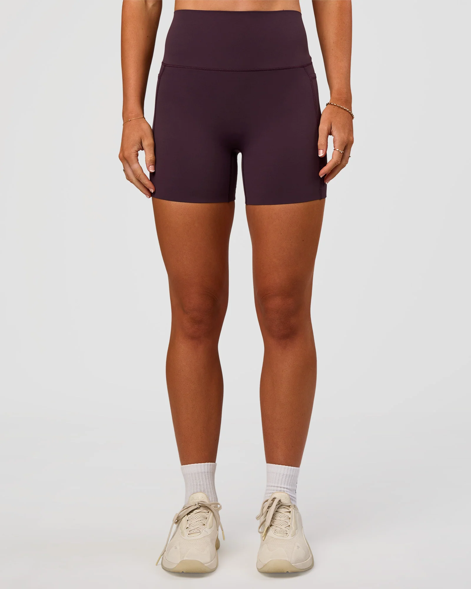Elixir Ultra High-Rise 4" Short Pockets - Midnight Plum - Image 2