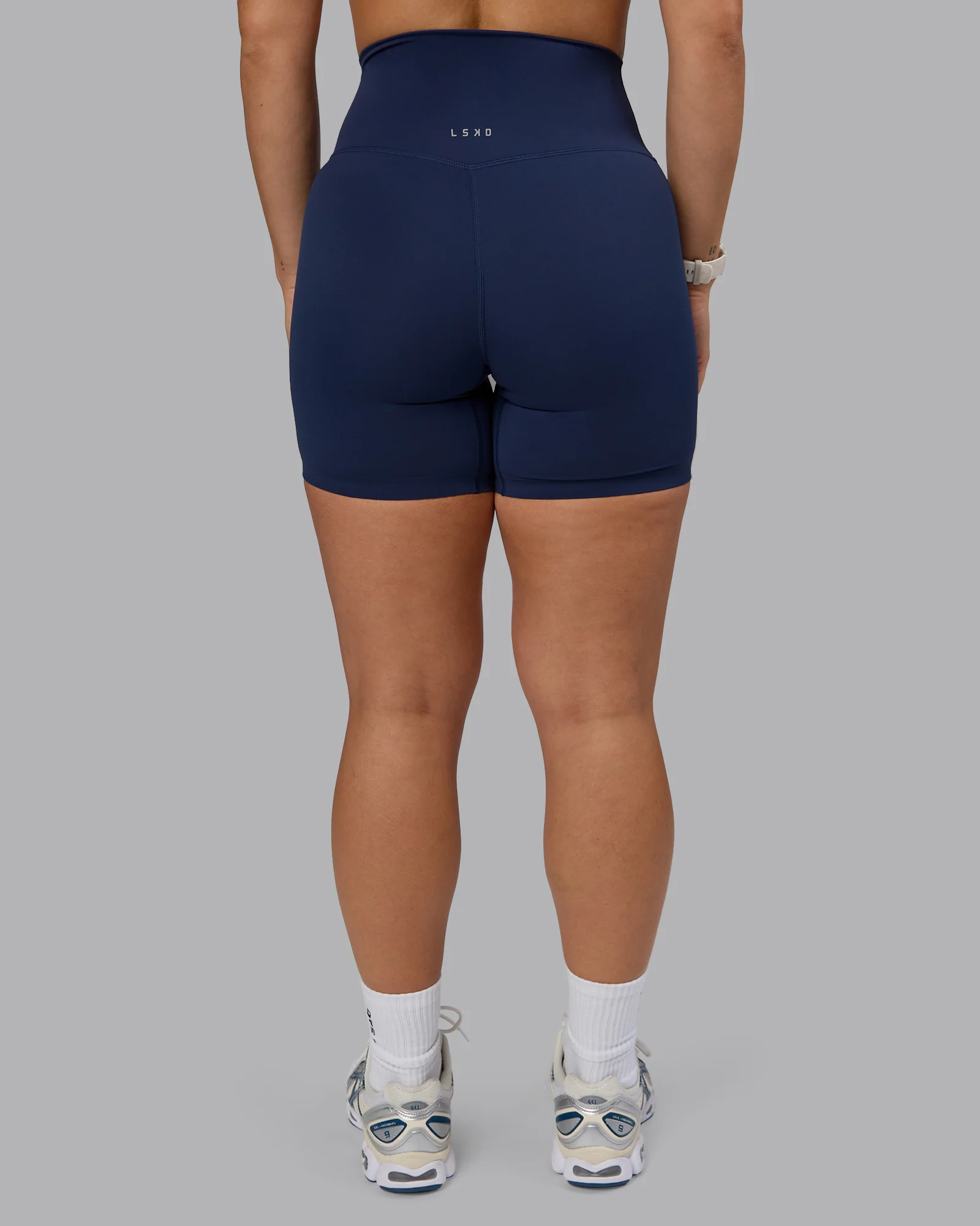 Elixir Ultra High-Rise 6" Short - Future Navy - Image 6