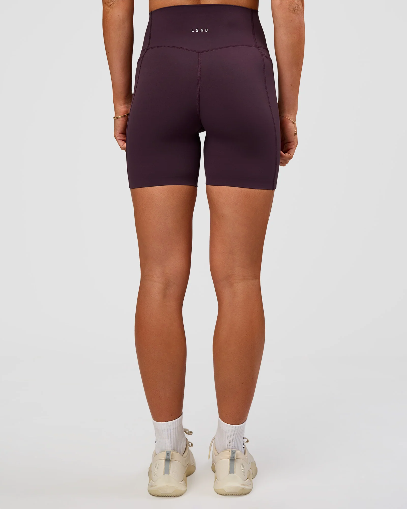 Elixir Ultra High-Rise 6” Short Pockets - Midnight Plum - Image 5