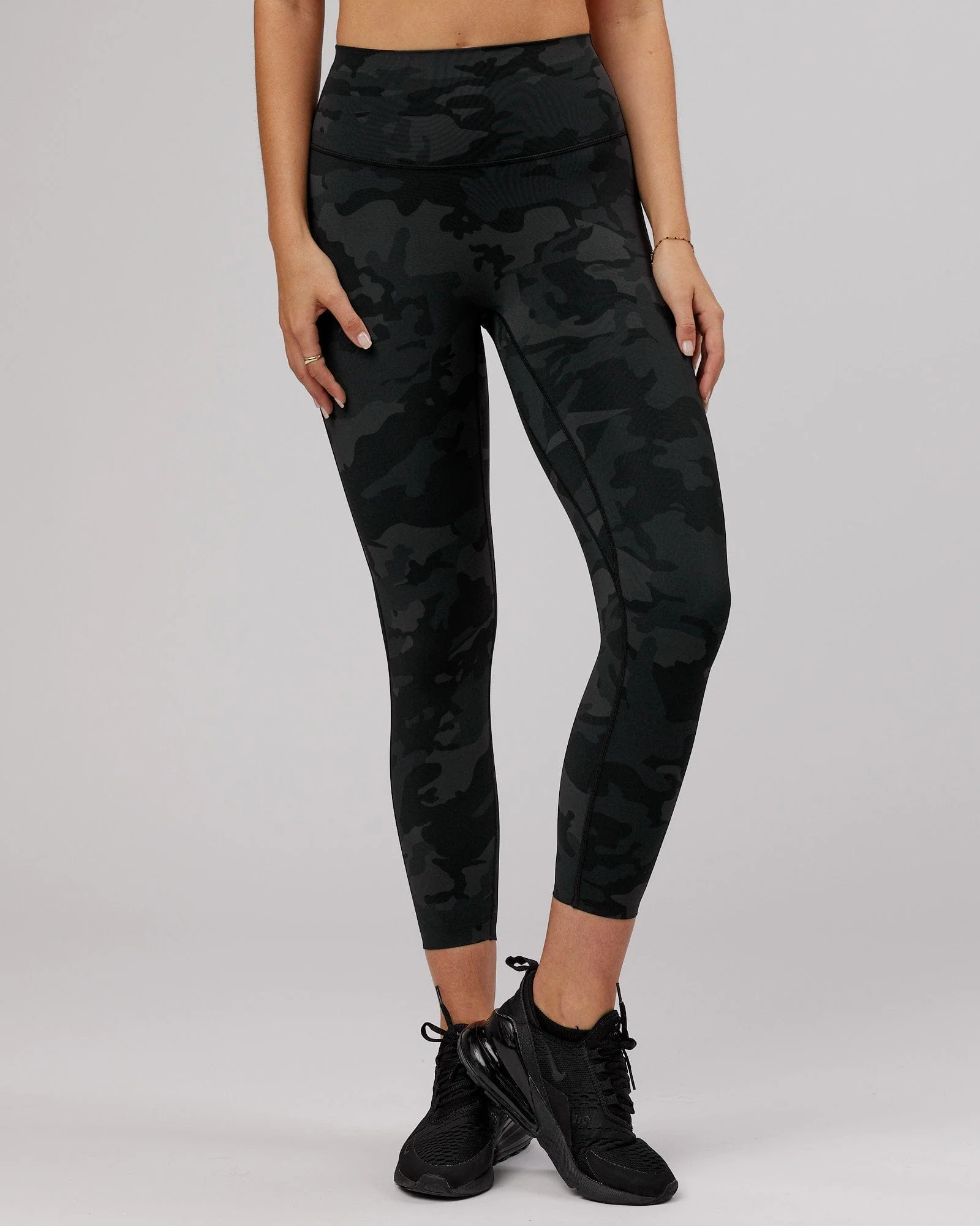 Elixir Ultra High-Rise 7/8 Legging - Black Camo - Image 3