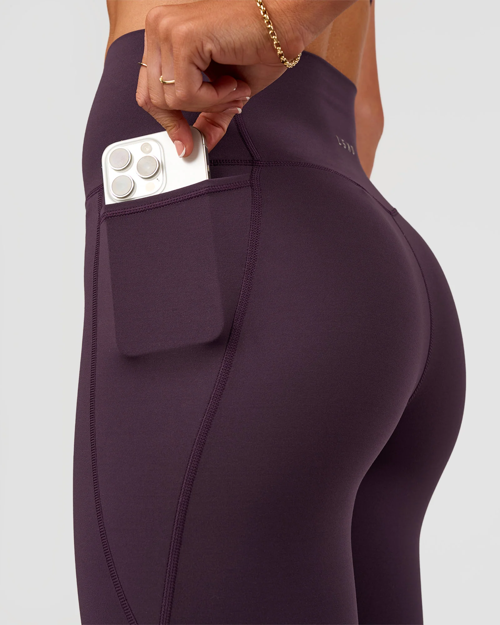 Elixir Ultra High-Rise 7/8 Legging Pockets - Midnight Plum - Image 2