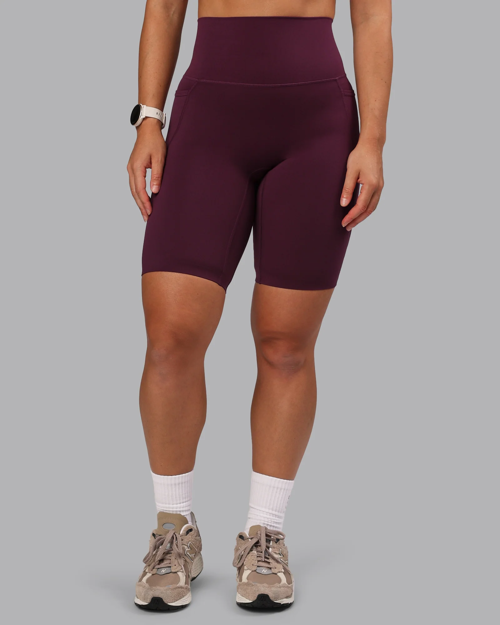 Elixir Ultra High-Rise 9" Short Pockets - Cherry Lacquer - Image 2