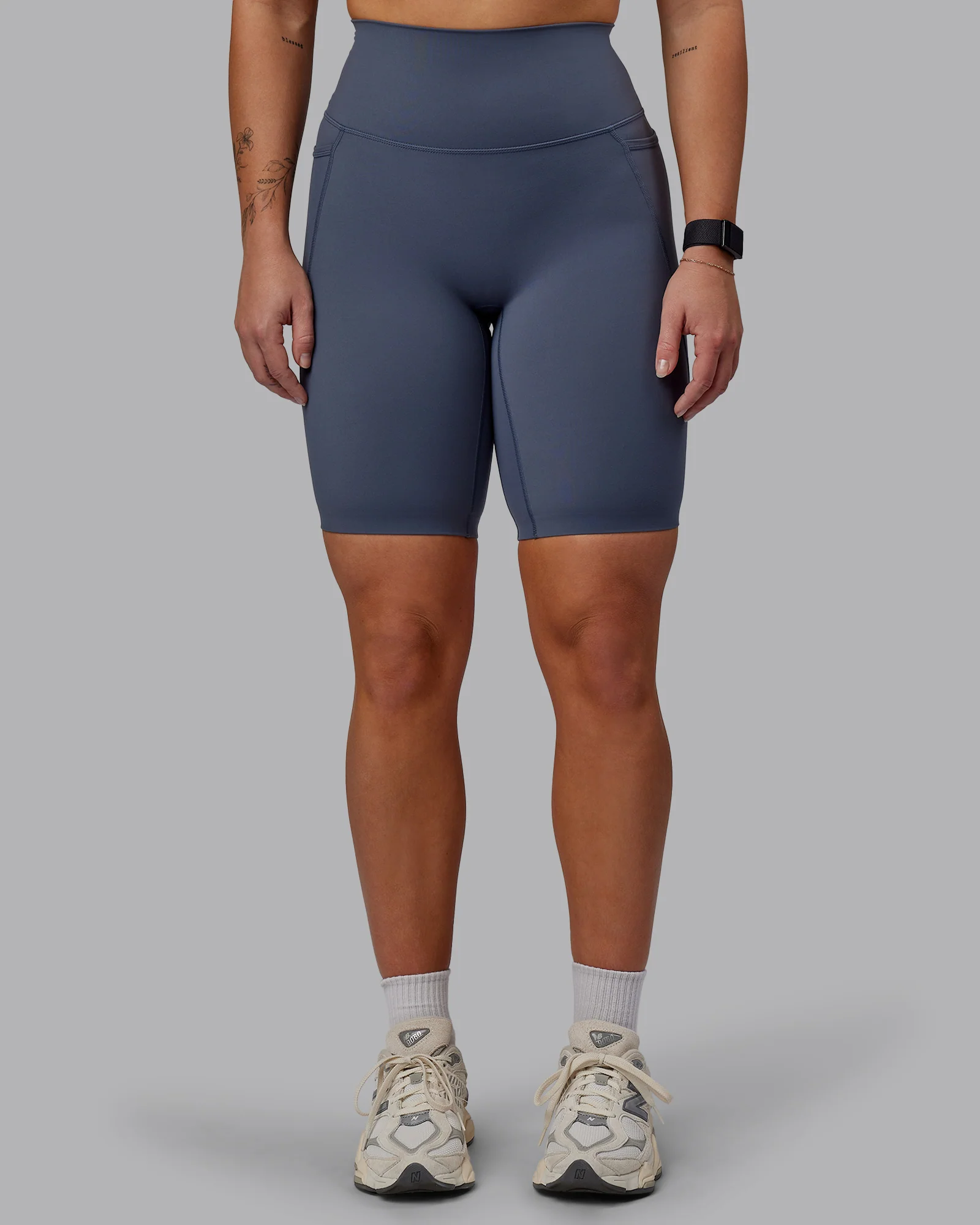 Elixir Ultra High-Rise 9" Short Pockets - Turbulence - Image 2
