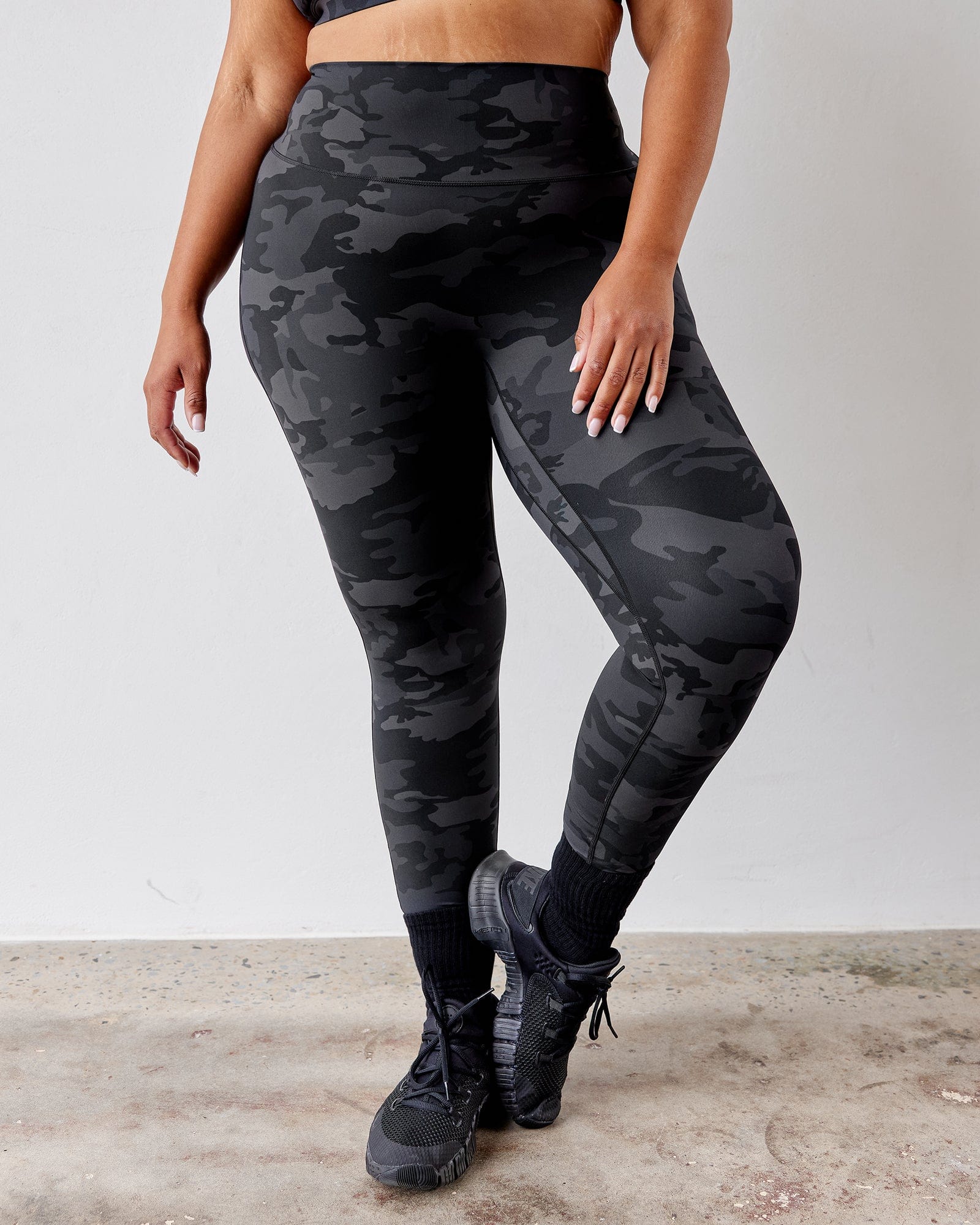Elixir Ultra High-Rise Full Length Legging - Black Camo - Image 9