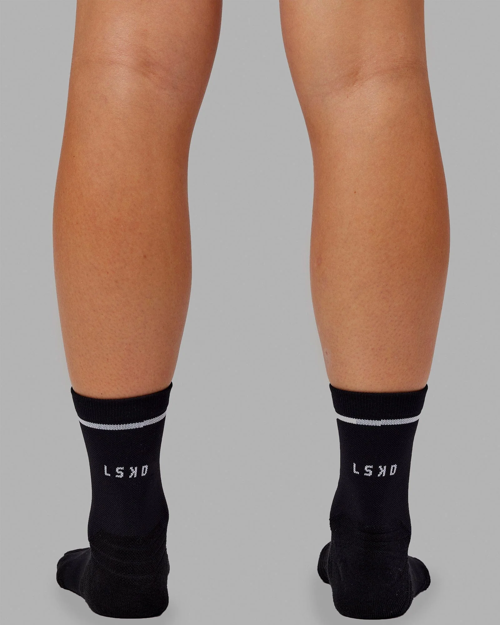 Fast Performance Quarter Socks - Black-White - Image 4