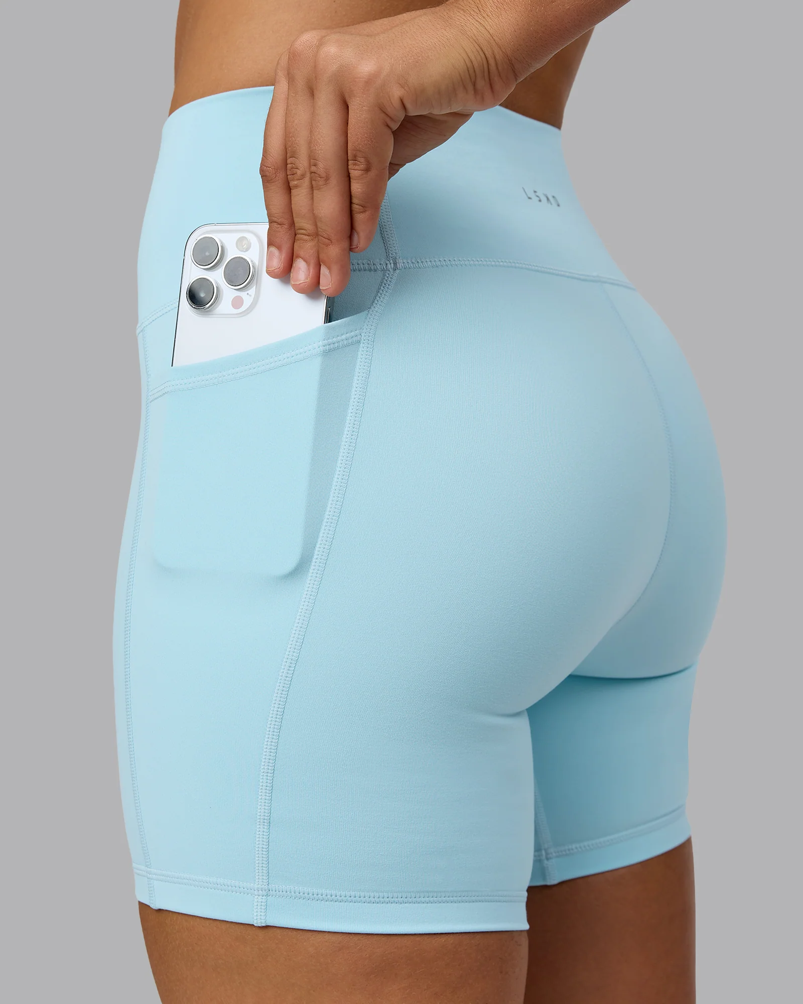 Fusion Ultra High-Rise 6" Short Pockets - Crystal Blue - Image 5