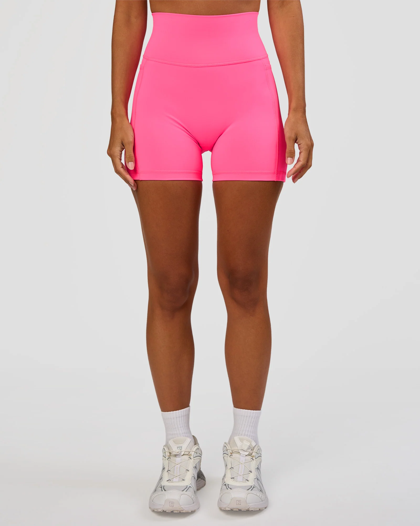 Fusion V-Contour Ultra High-Rise 4' Short Pockets - Sugar Plum - Image 7