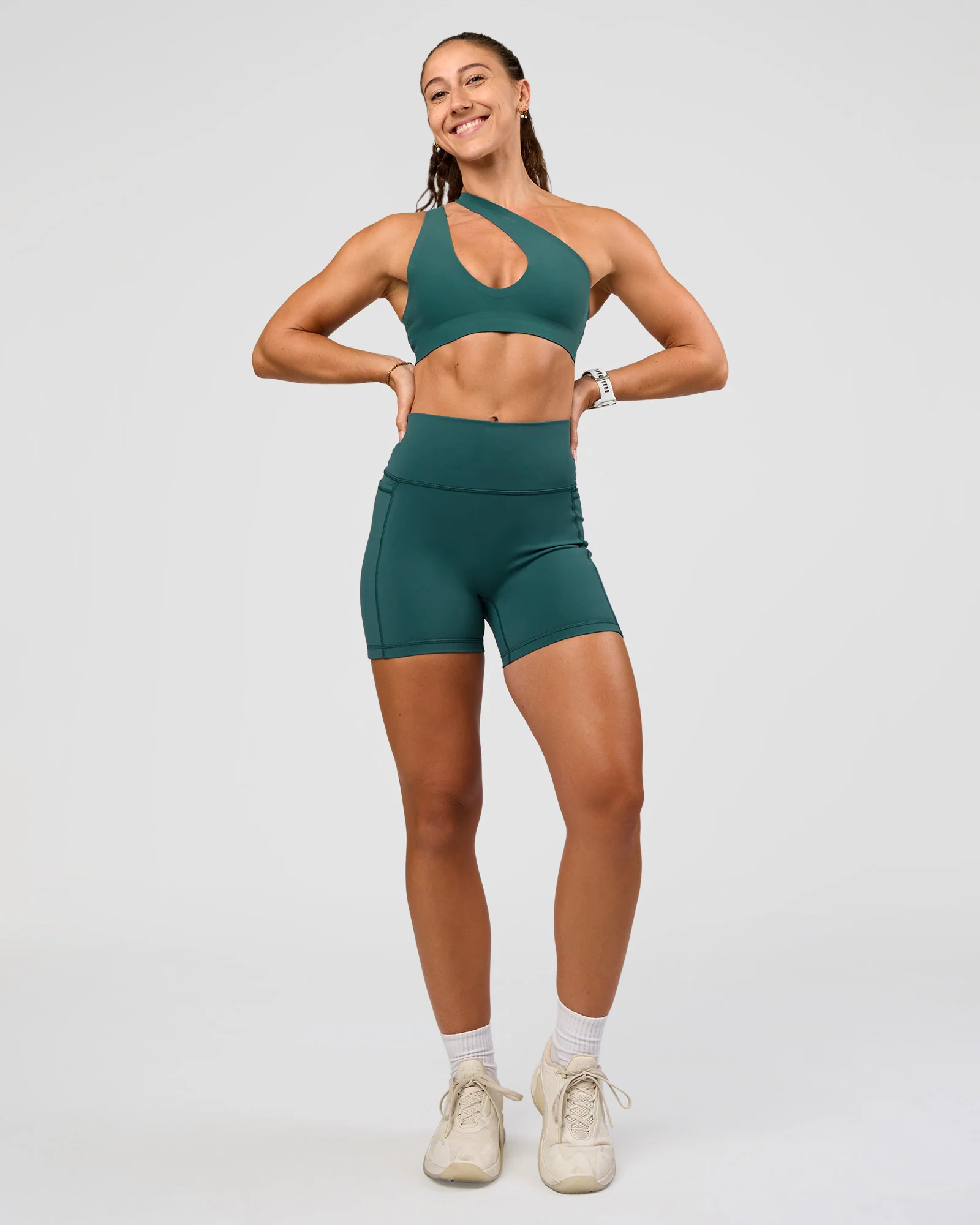 Fusion V-Contour Ultra High-Rise 4' Short Pockets - Transformative Teal - Image 5