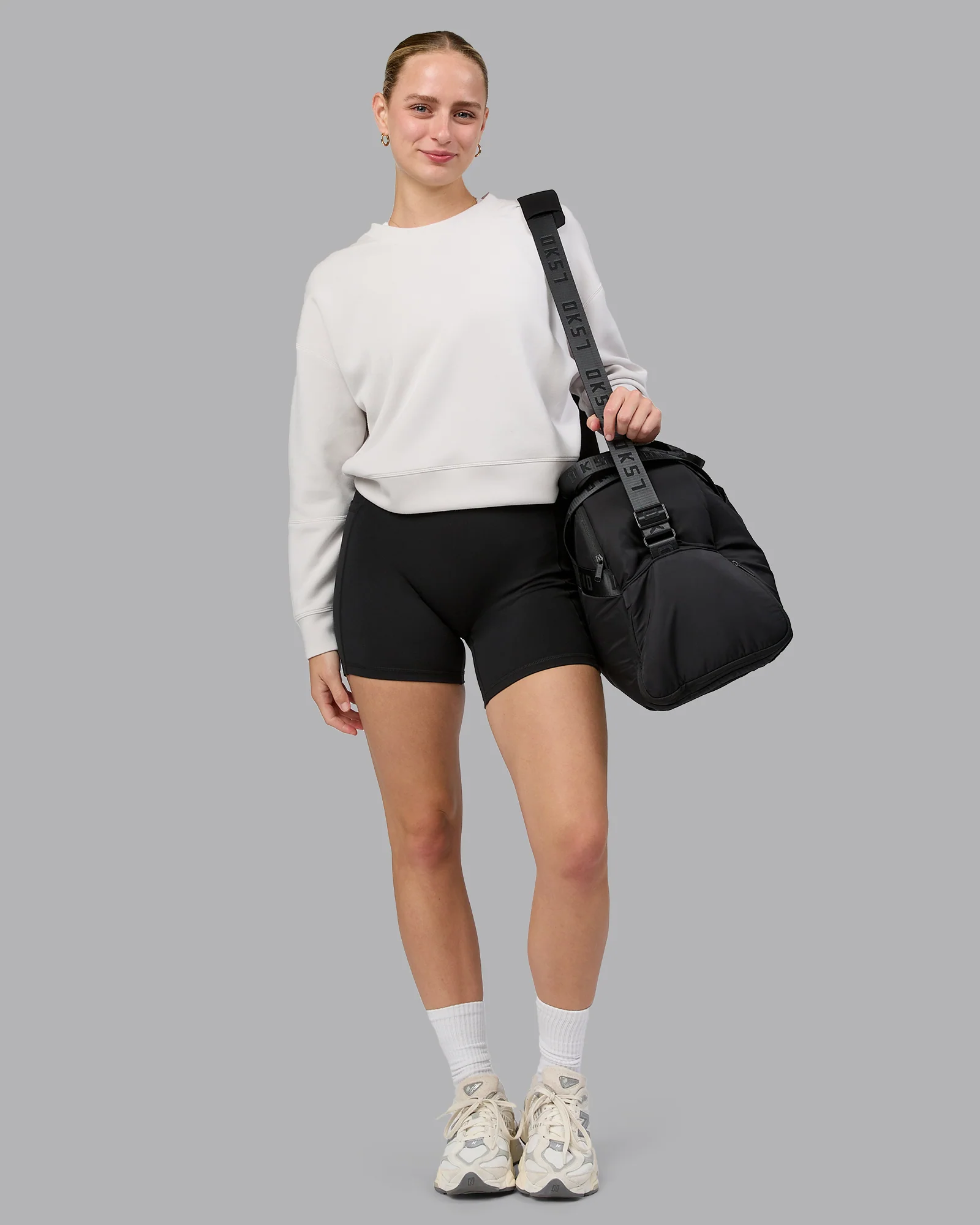 Go-To Duffle Bag - Black - Image 9