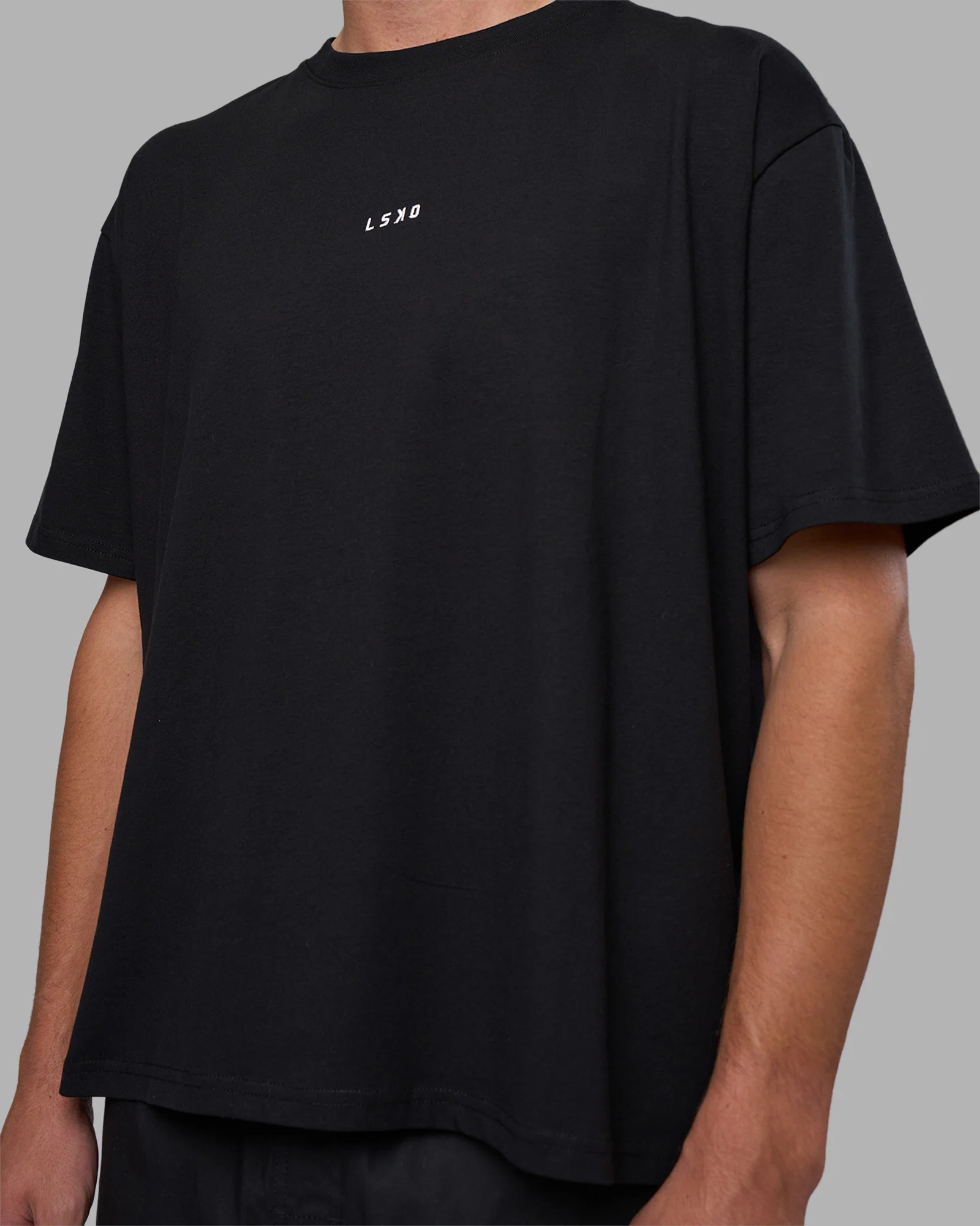 Go-To FLXCotton Oversized Tee - Black-White - Image 10