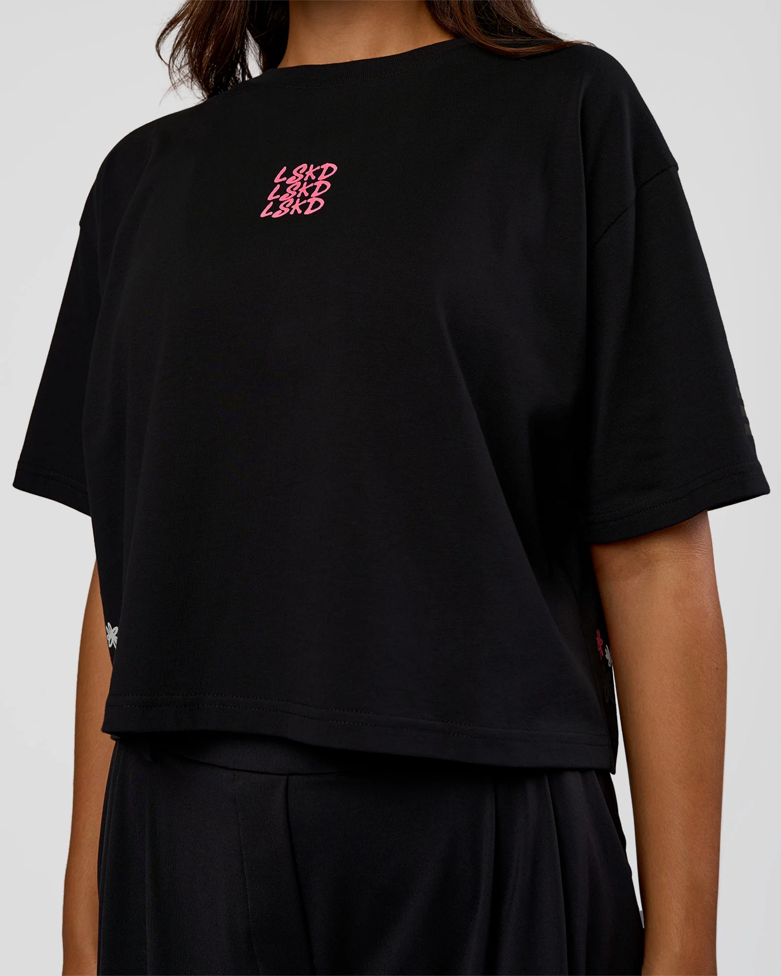 Go-To Heavyweight Reflective Skimmer Tee - Black-Reflective - Image 7