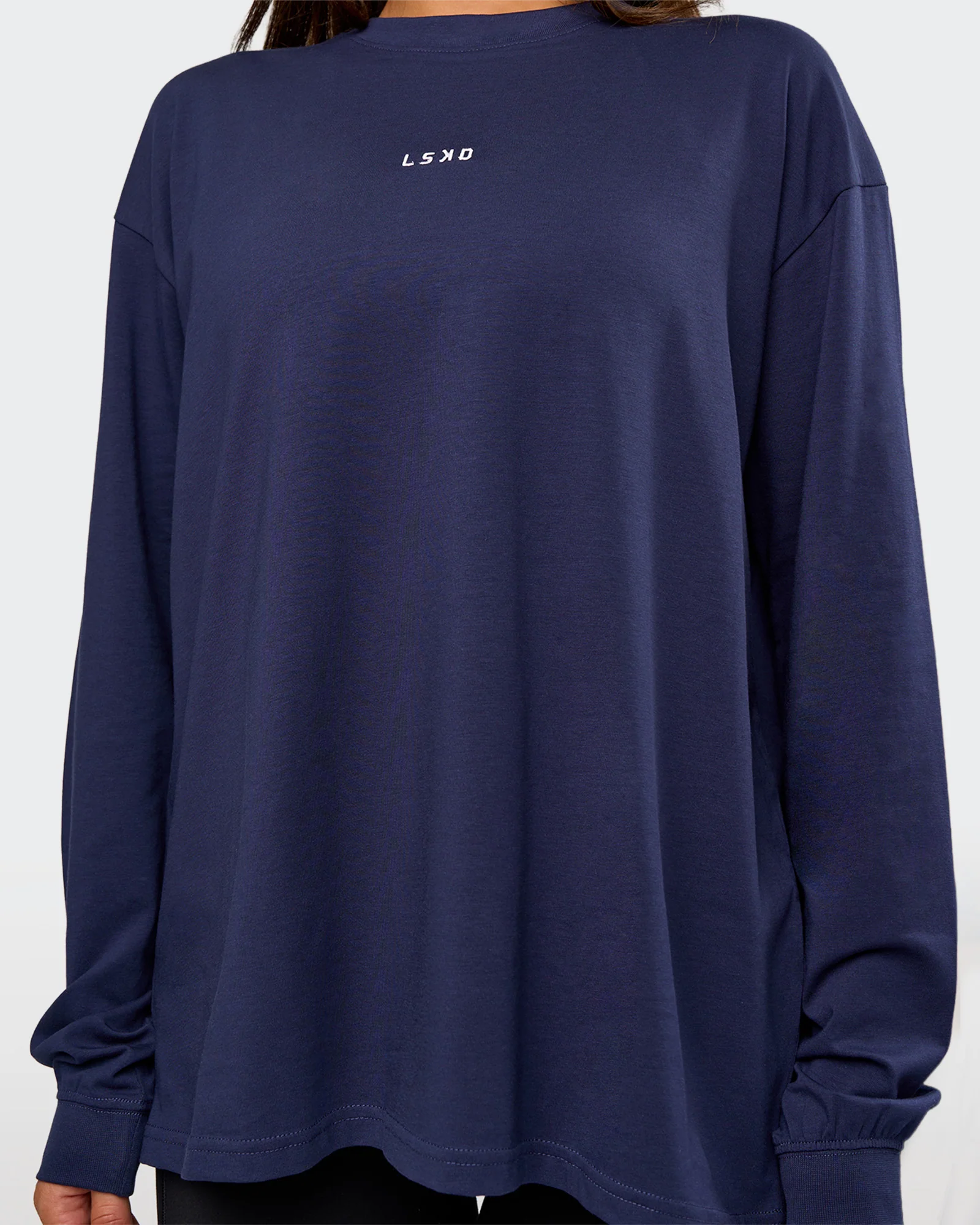 Go-To Long Sleeve FLXCotton Oversized Tee - Future Navy-White - Image 4