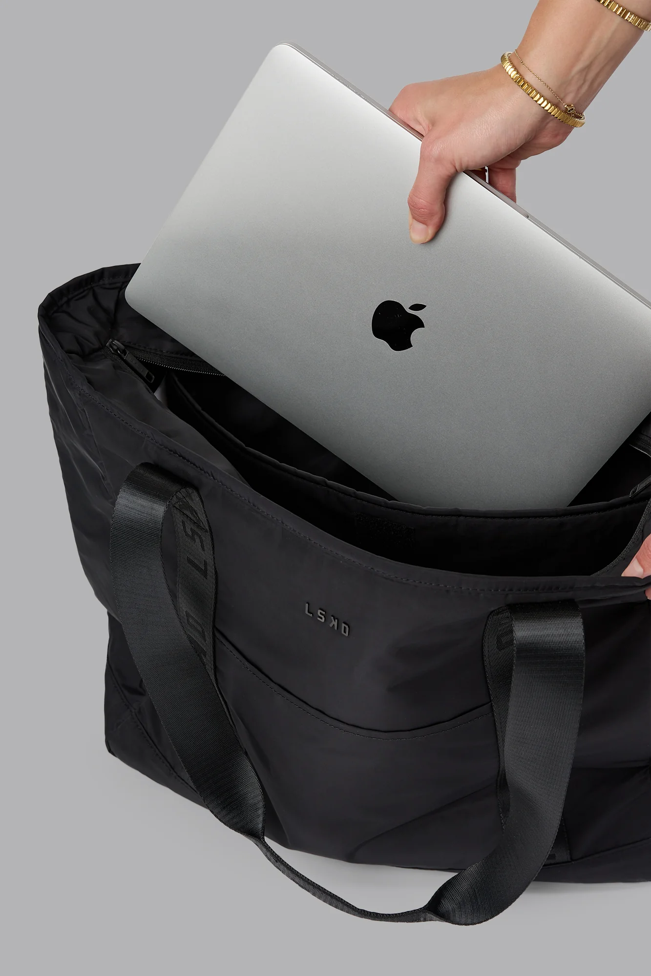 Go-To Tote - Black - Image 8