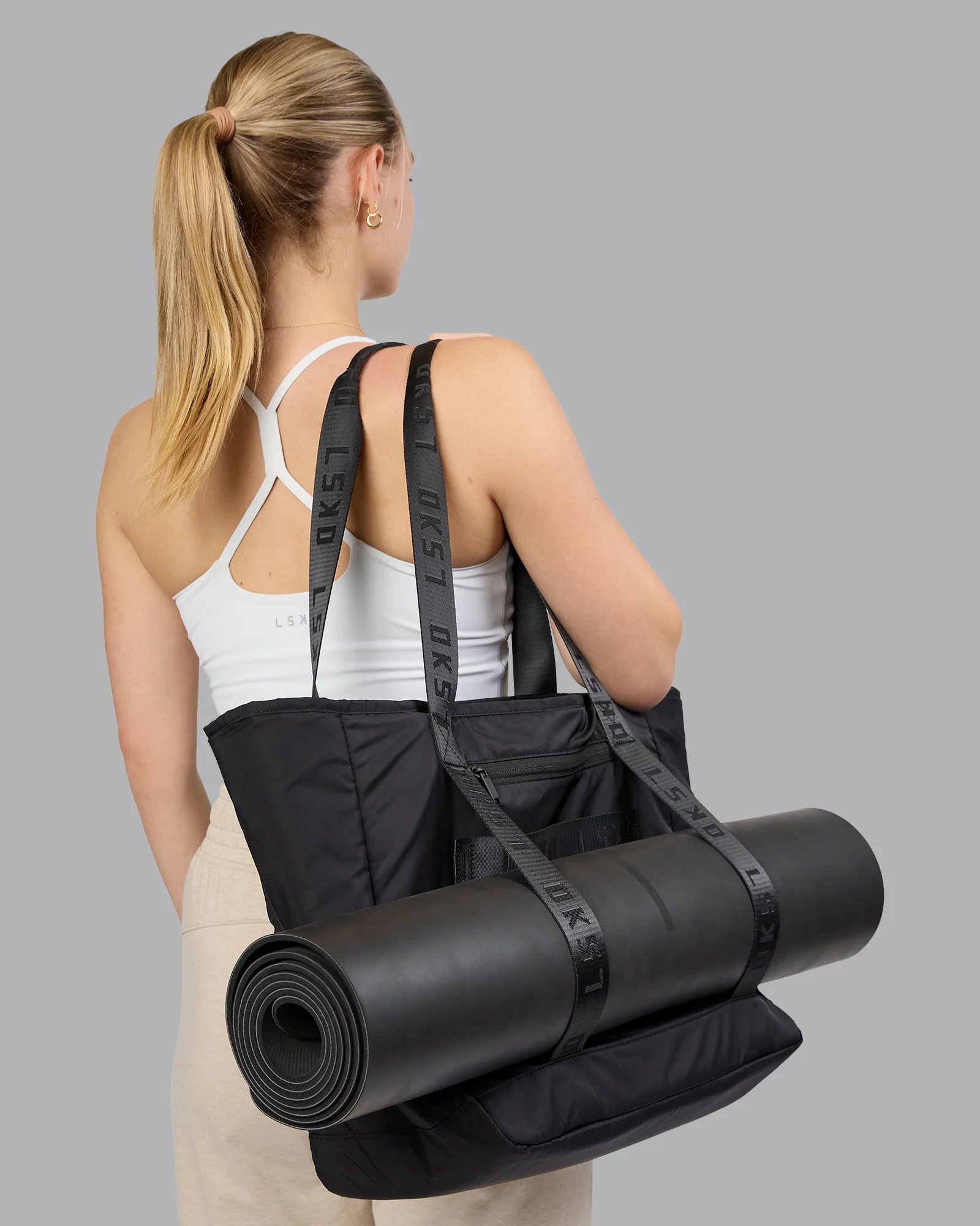 Go-To Tote - Black - Image 9