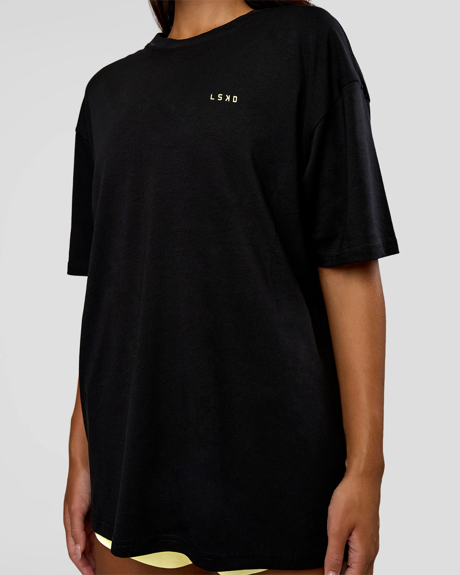 High Run FLXCotton Oversized Tee - Black-Yellow Fizz - Image 10