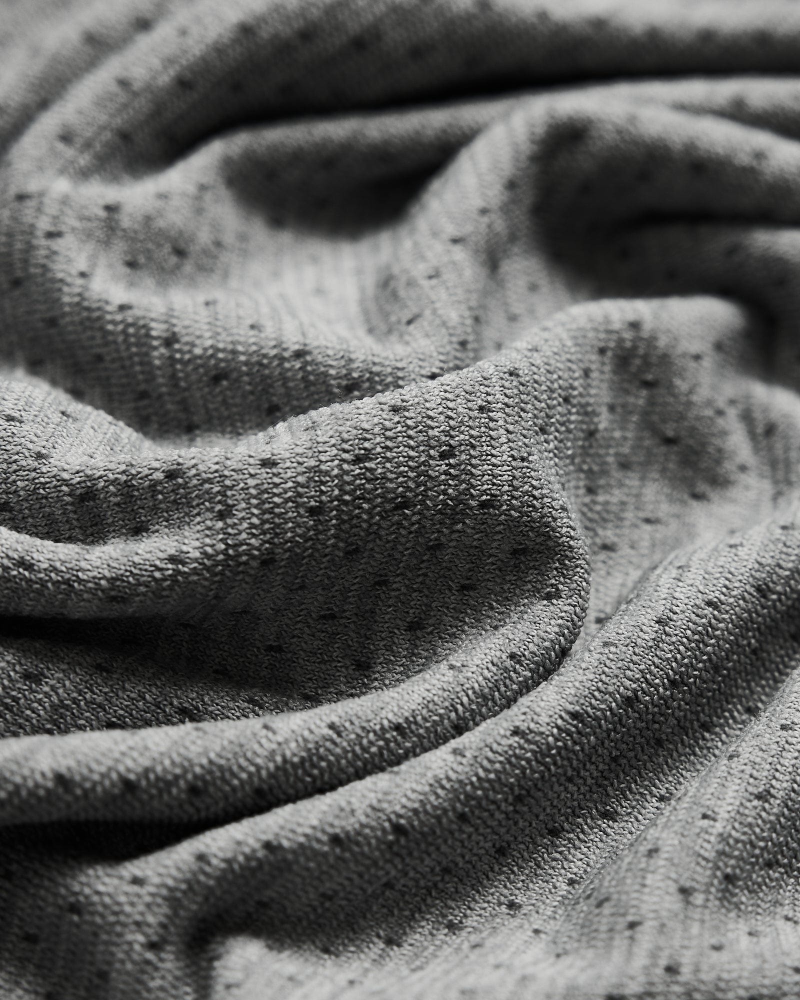 AeroFLX+ Seamless Long Sleeve Tee - Lt Grey Marl - Image 5