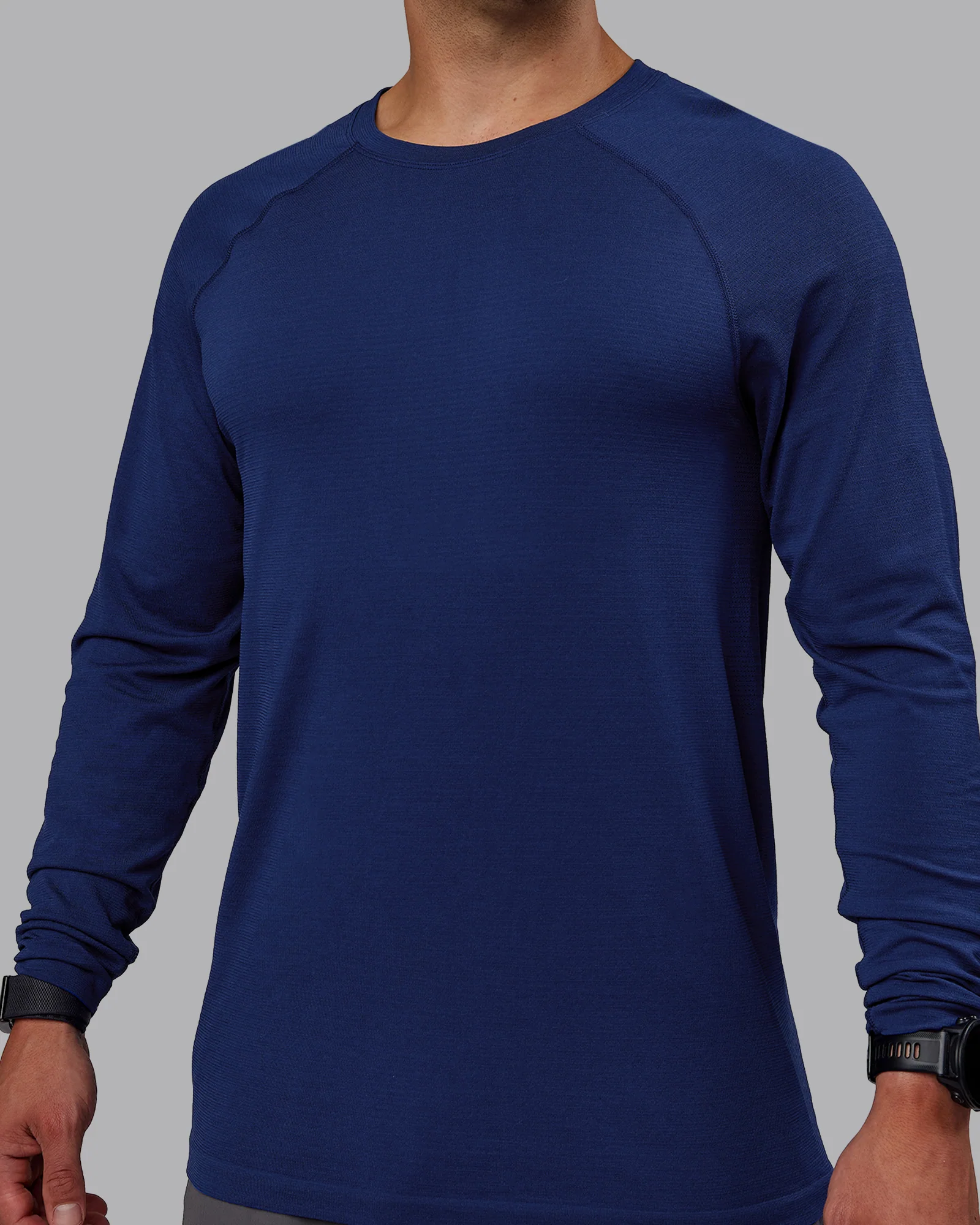 AeroFLX+ Seamless Long Sleeve Tee - Midnight Blue/Midnight Blue - Image 3