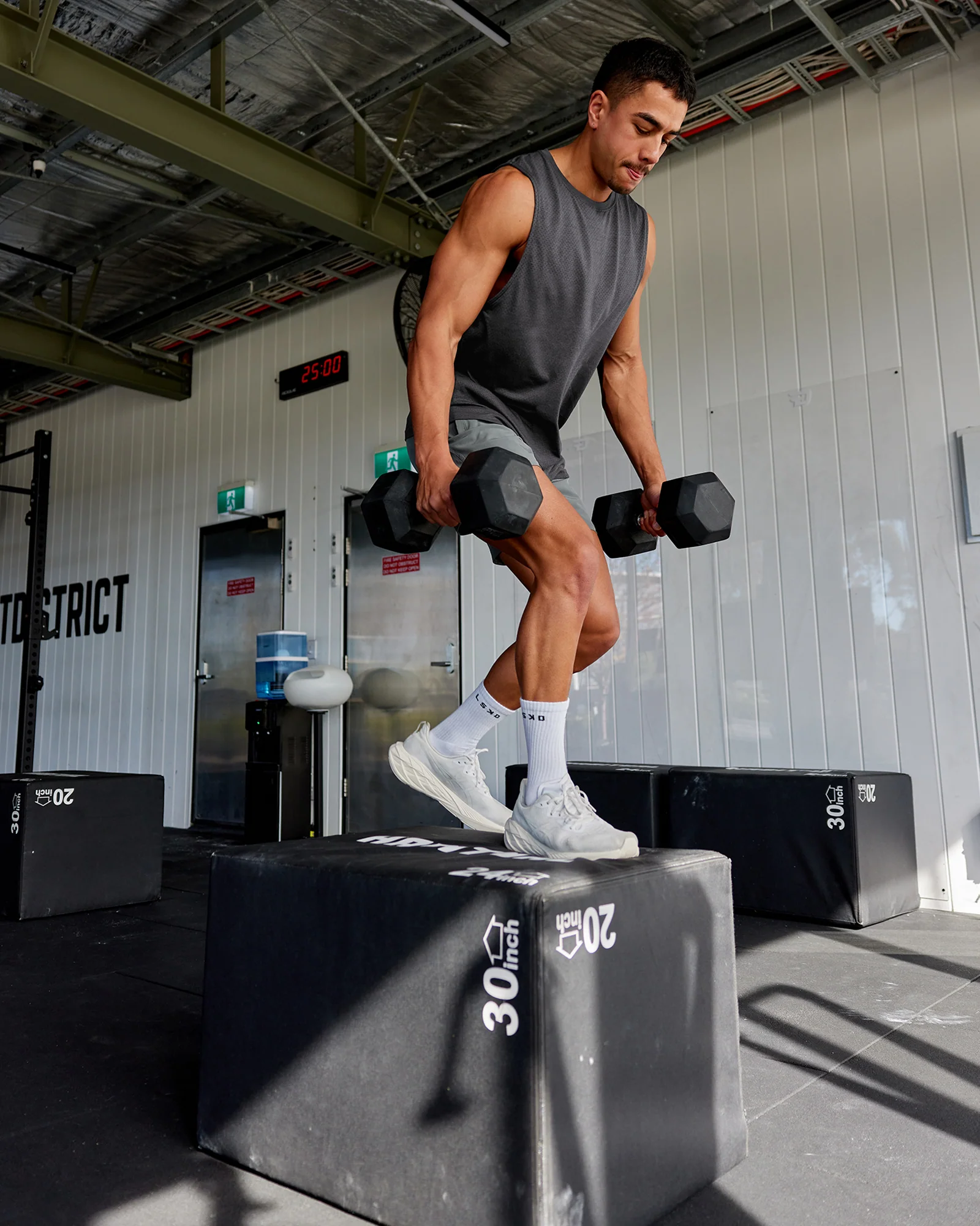 AeroFLX+ Seamless Muscle Tank - Pirate Black Marl - Image 3