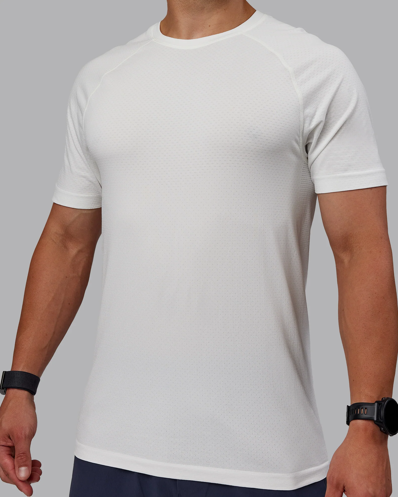 AeroFLX+ Seamless Tee - Off White/Off White Marl - Image 5