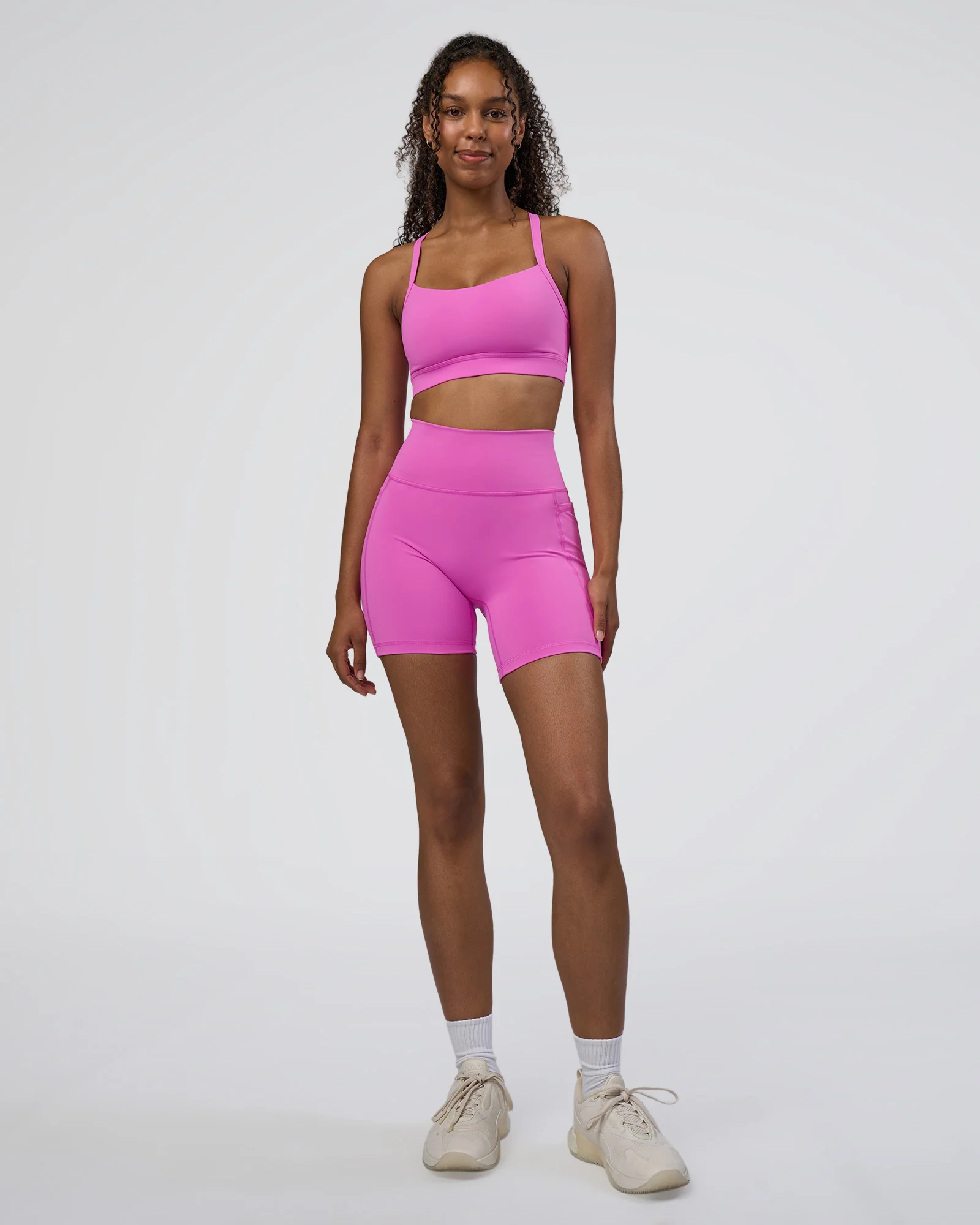 Momentum Sports Bra D/DD/E - Ultra Fuchsia - Image 3