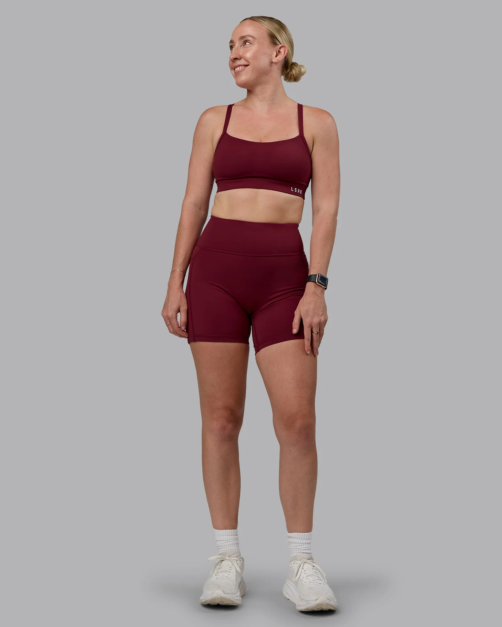 Momentum Sports Bra D/DD/E - Cordovan - Image 5