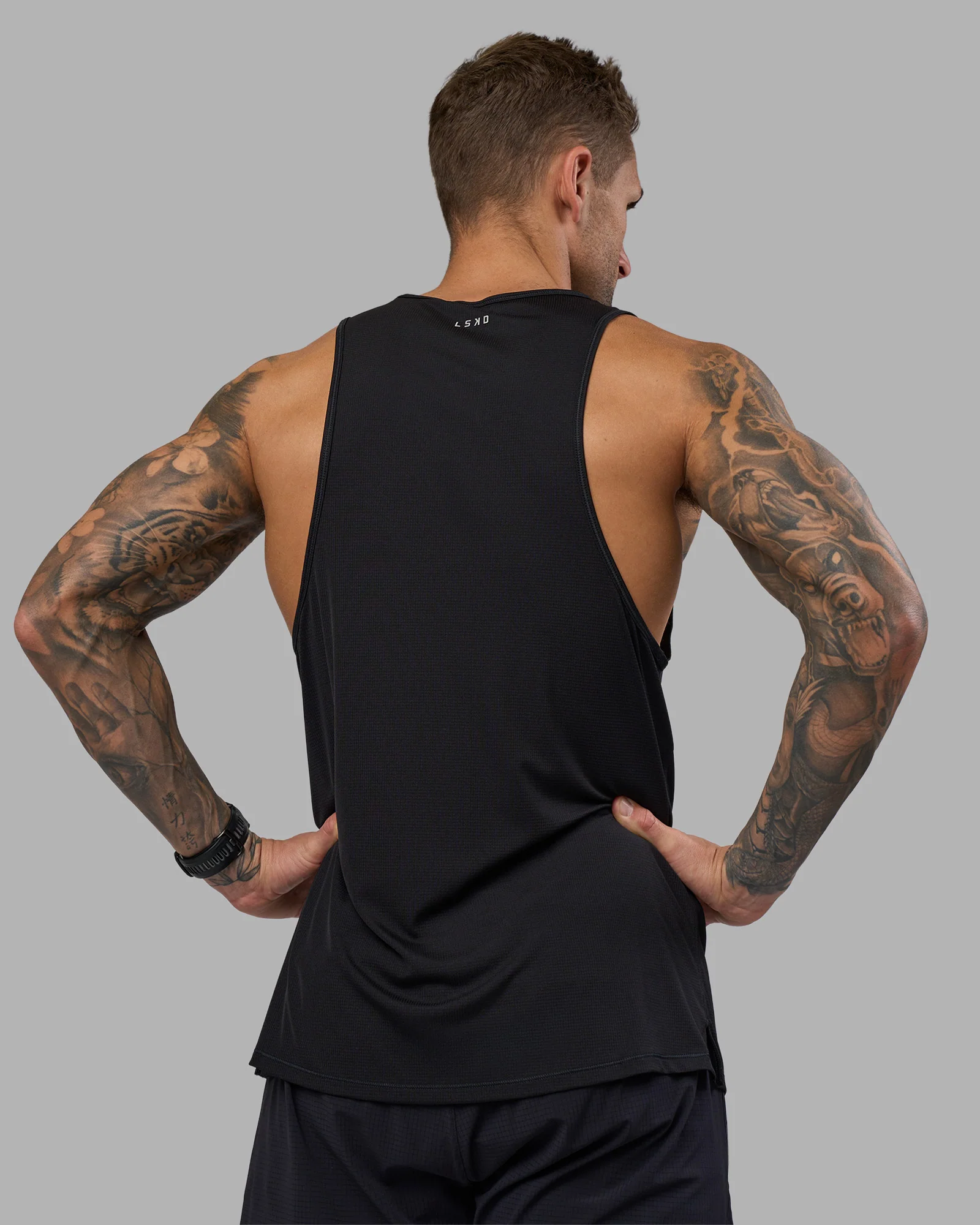 Pace Running Tank - Black - Image 8
