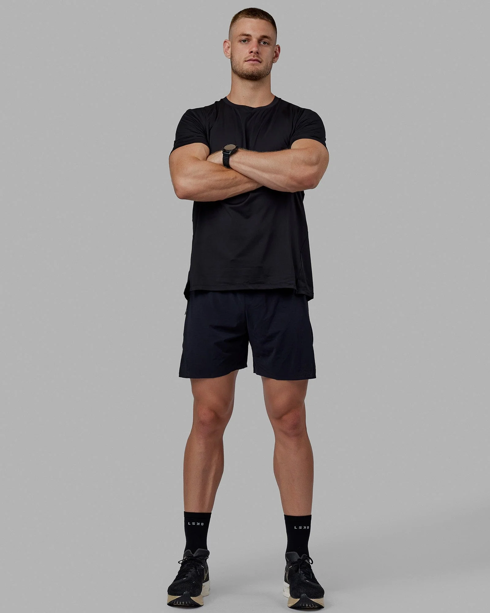 Pace Running Tee - Black - Image 7