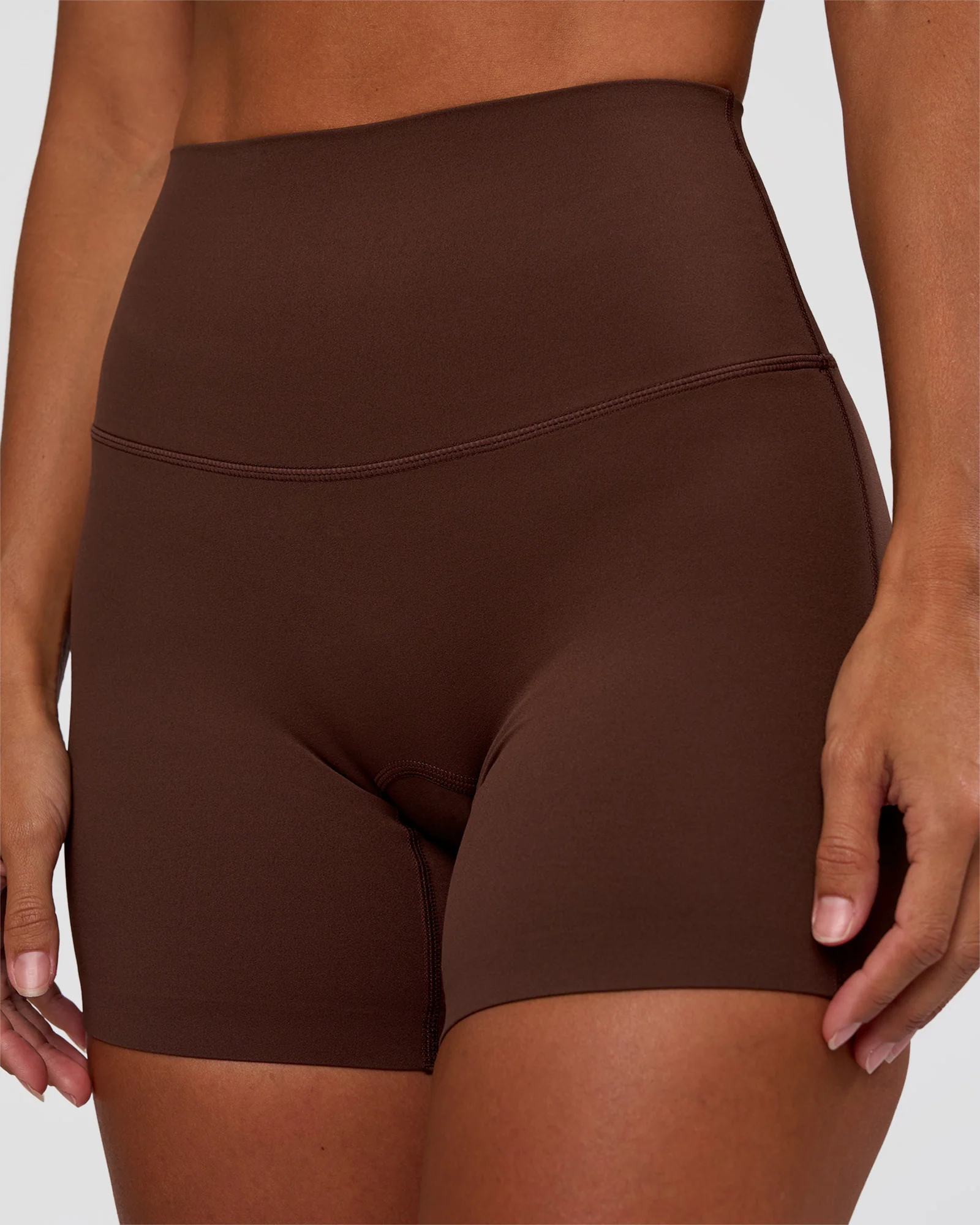 Peaches Elixir High-Rise 6” Short - Hot Chocolate - Image 2