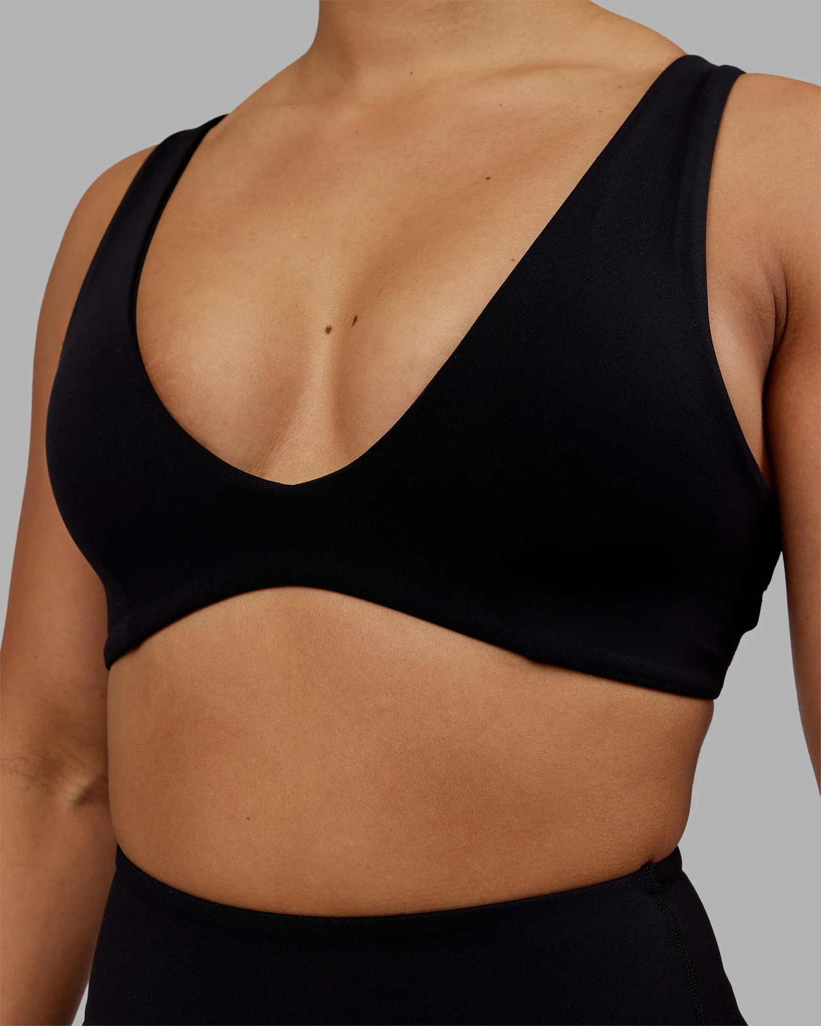 Reform Sports Bra - Black - Image 4