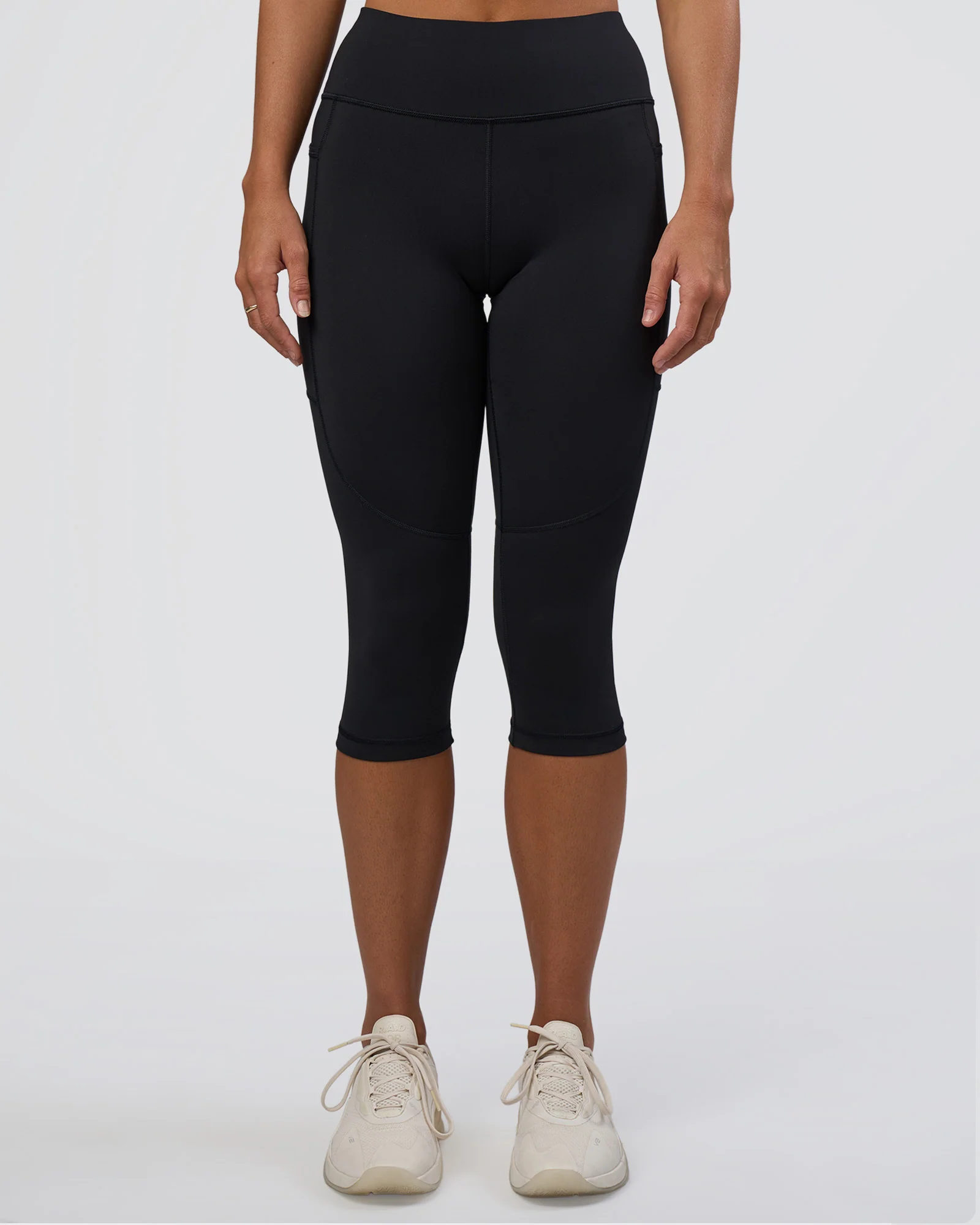 Rep Ultra High-Rise 3/4 Legging Pockets - Black-Black - Image 9