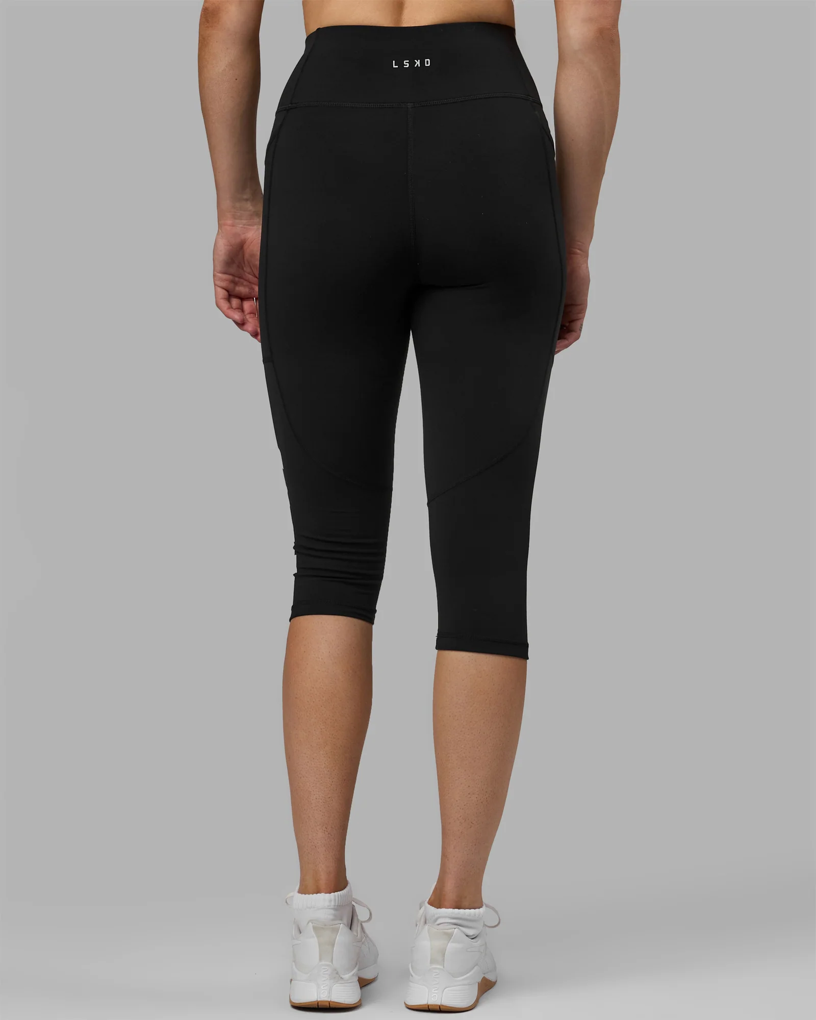 Rep Ultra High-Rise 3/4 Legging Pockets - Black-White - Image 4