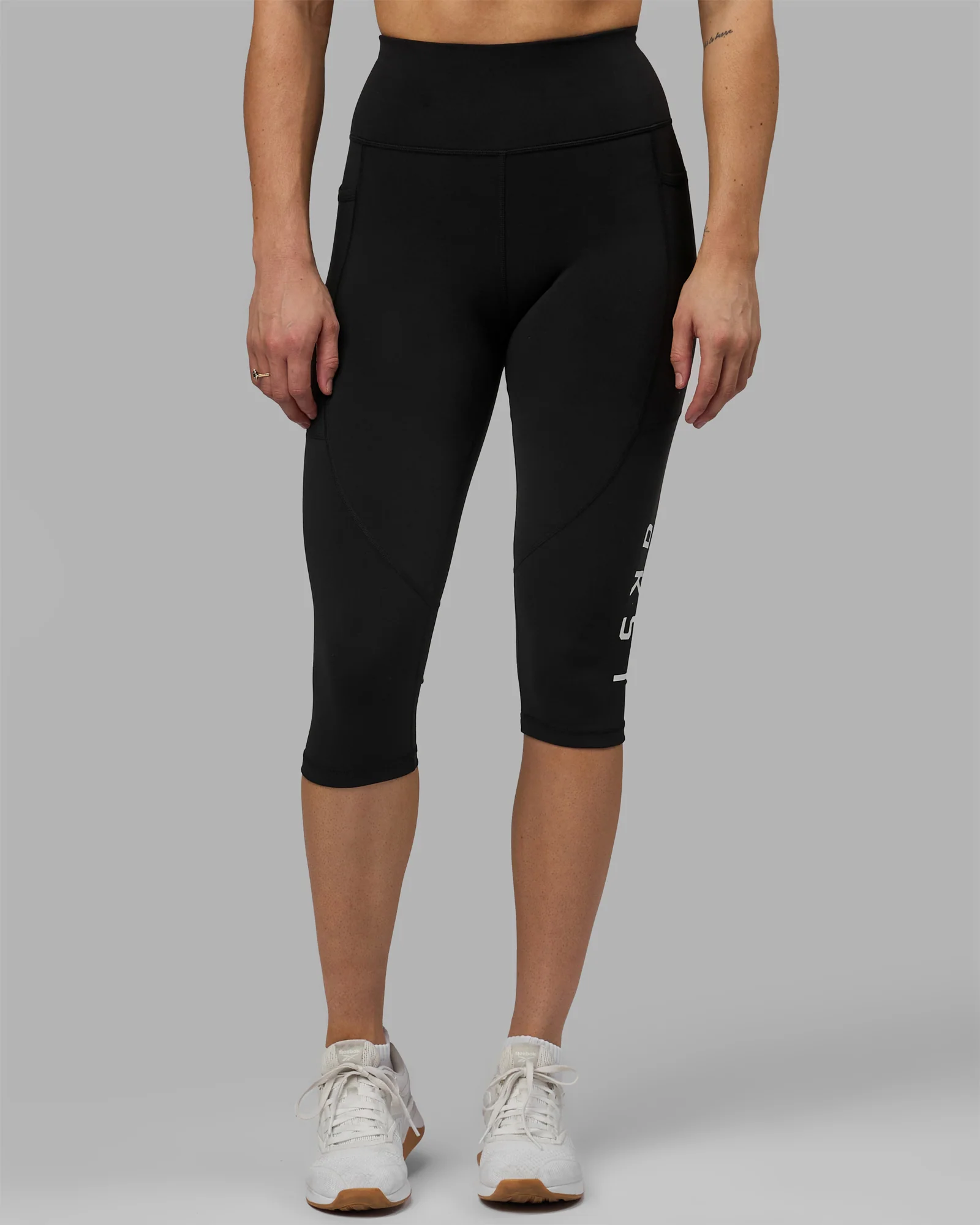 Rep Ultra High-Rise 3/4 Legging Pockets - Black-White - Image 6