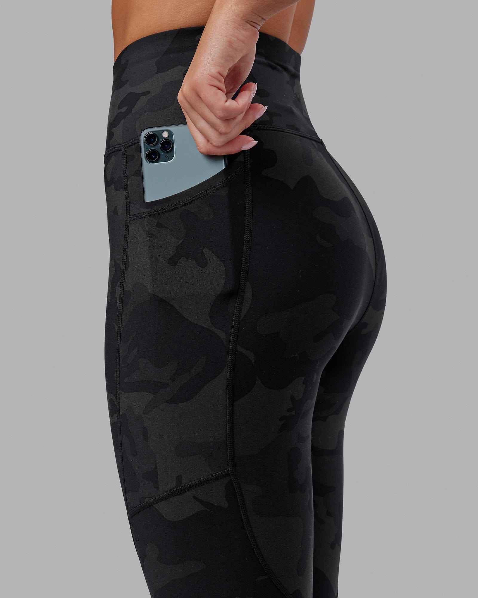 Rep Ultra High-Rise 7/8 Legging Pockets - Black-Camo - Image 5