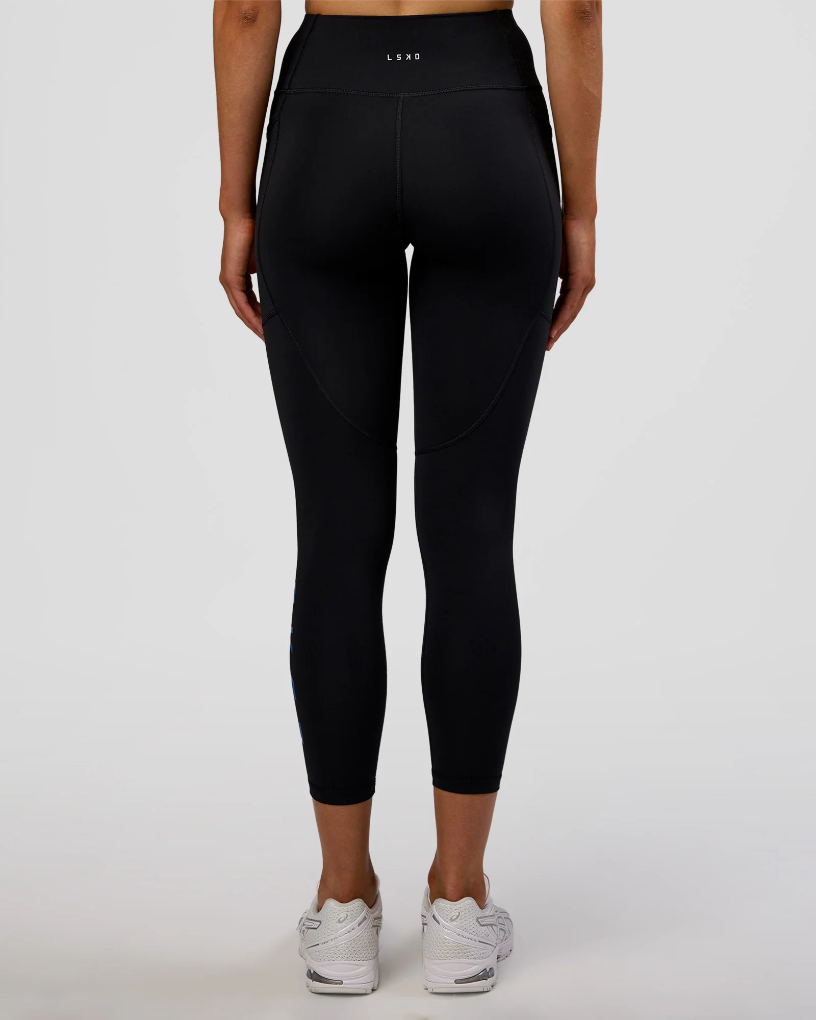 Rep Ultra High-Rise 7/8 Legging Pockets - Black-Electric Indigo - Image 4