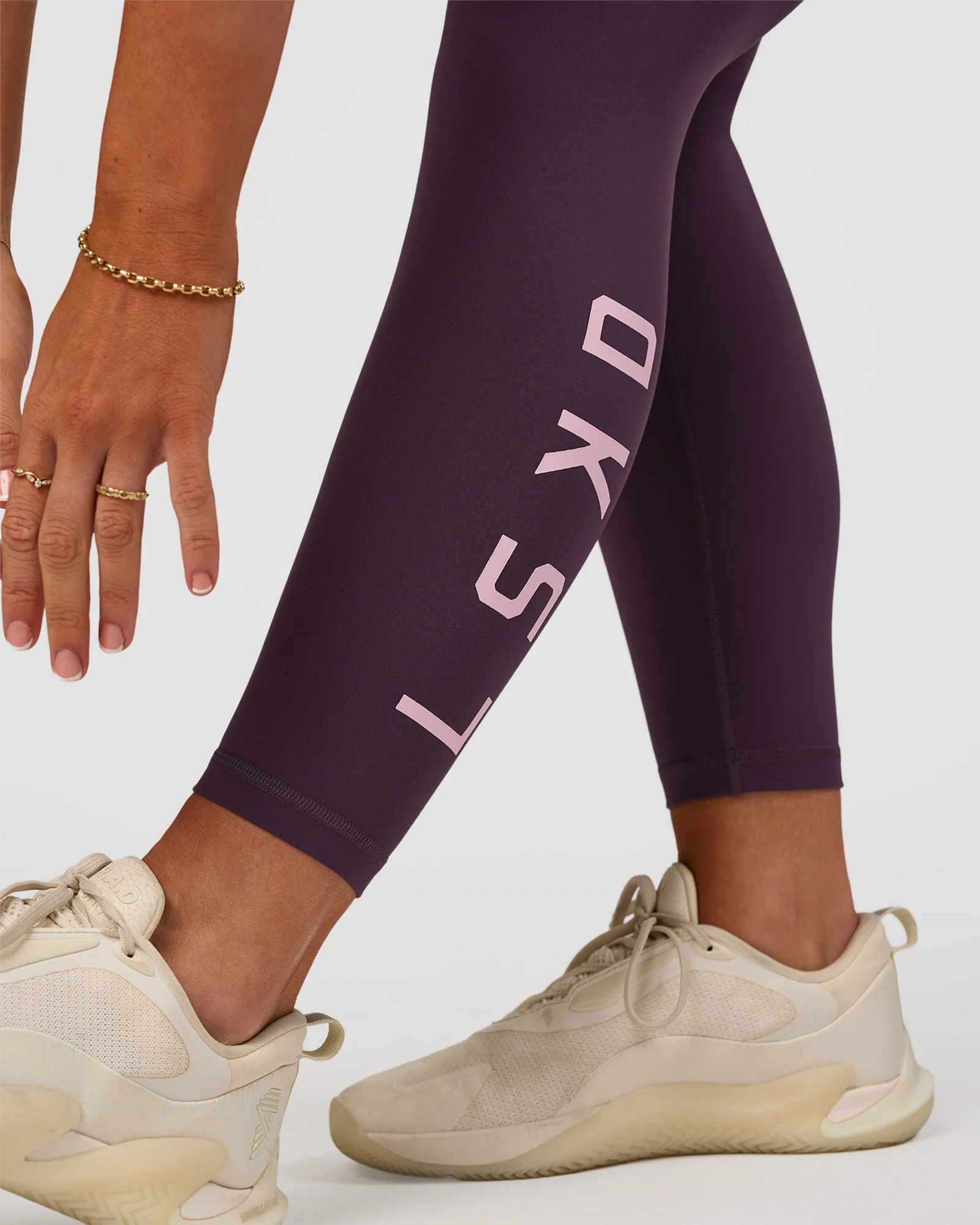 Rep Ultra High-Rise 7/8 Legging Pockets - Midnight Plum-Marshmallow - Image 4