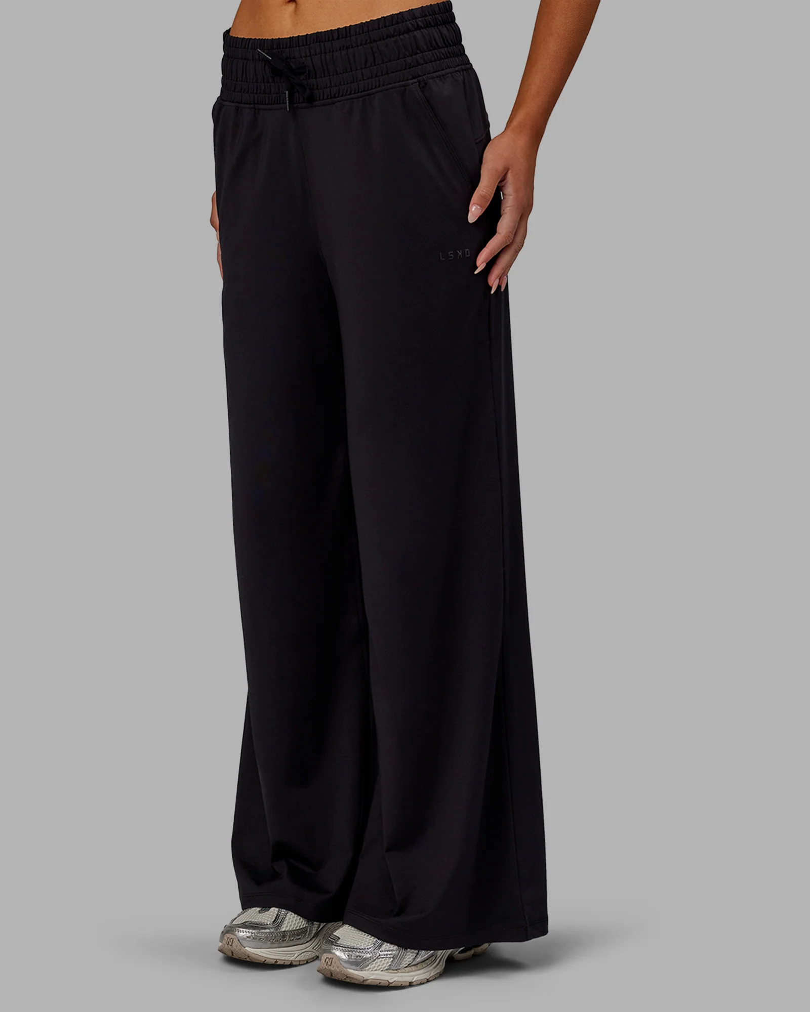 Restore CloudFLX Wide Leg Pant - Black - Image 2