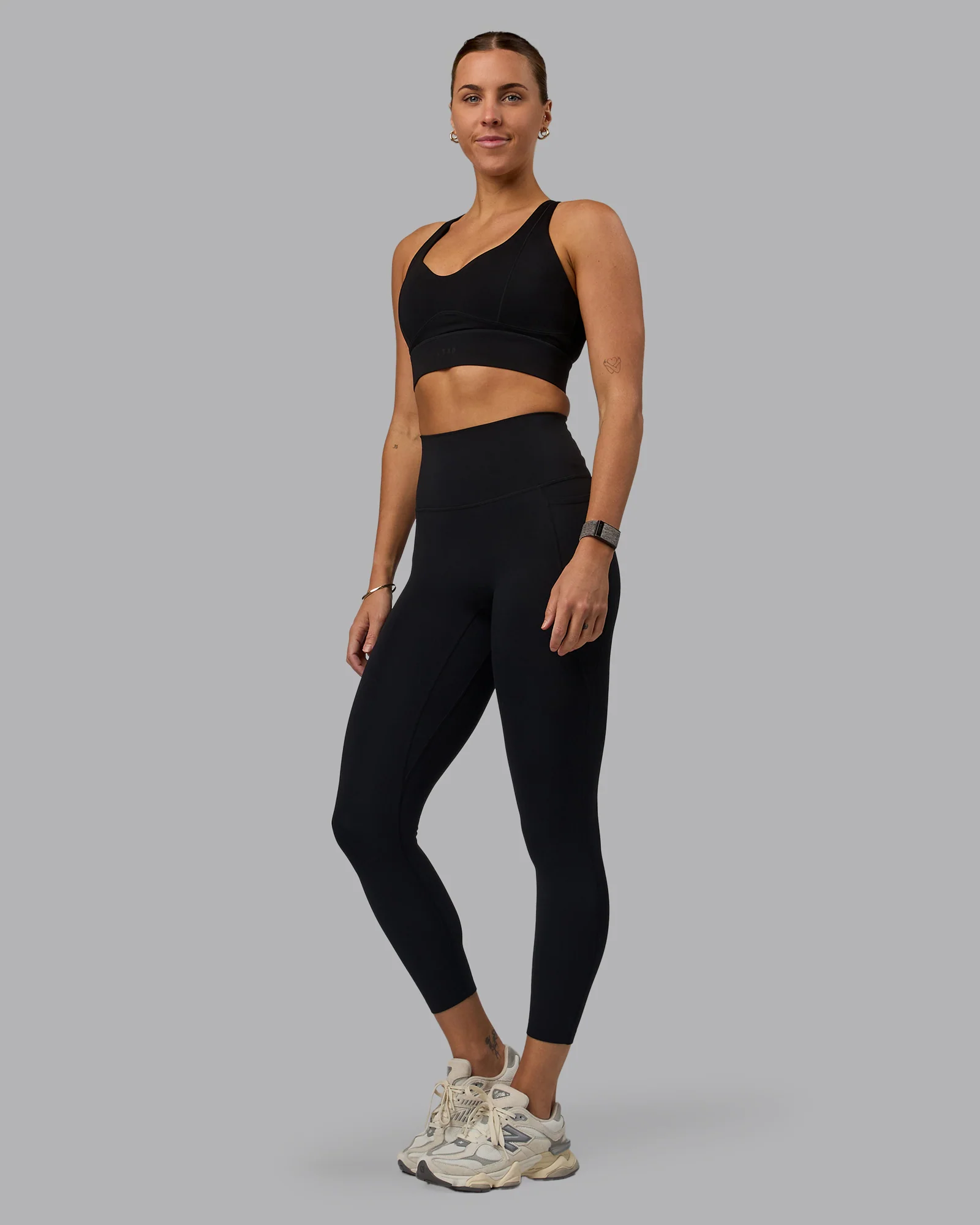 Sculpt Sports Bra - Black - Image 5