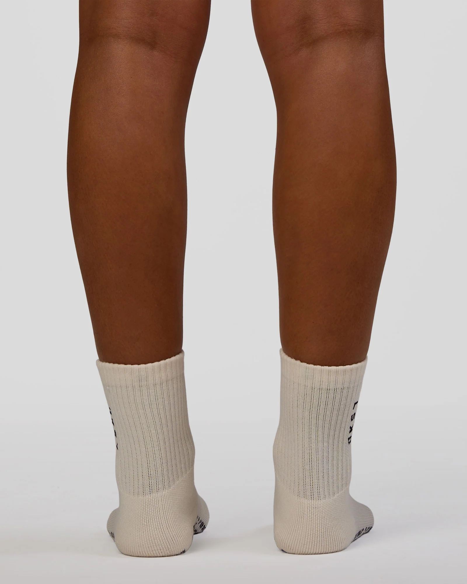 Signal Pilates Crew Grip Socks 2.0 - Off White-Future Navy - Image 4
