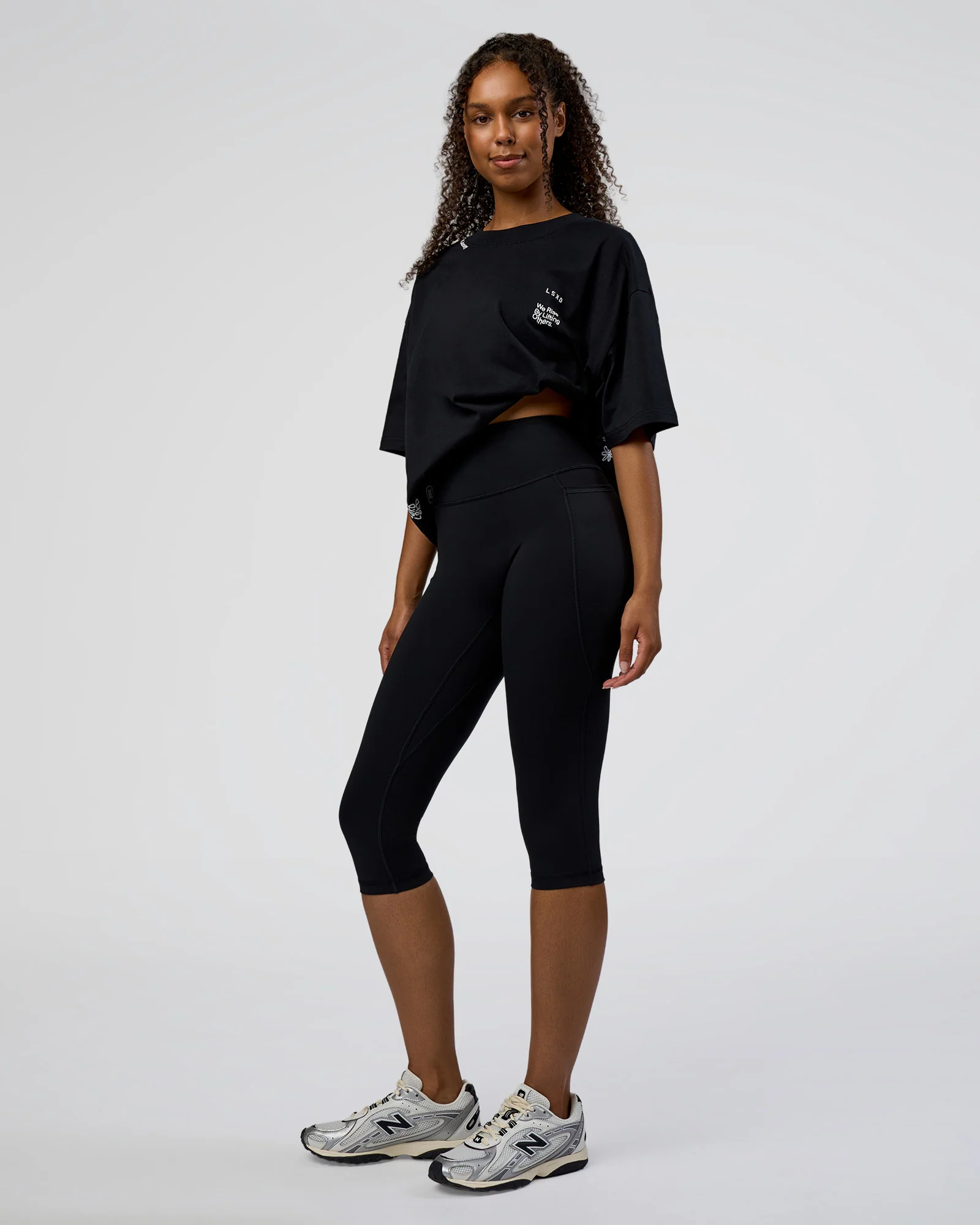 Sticker Heavyweight Oversized Tee - Black-White - Image 13