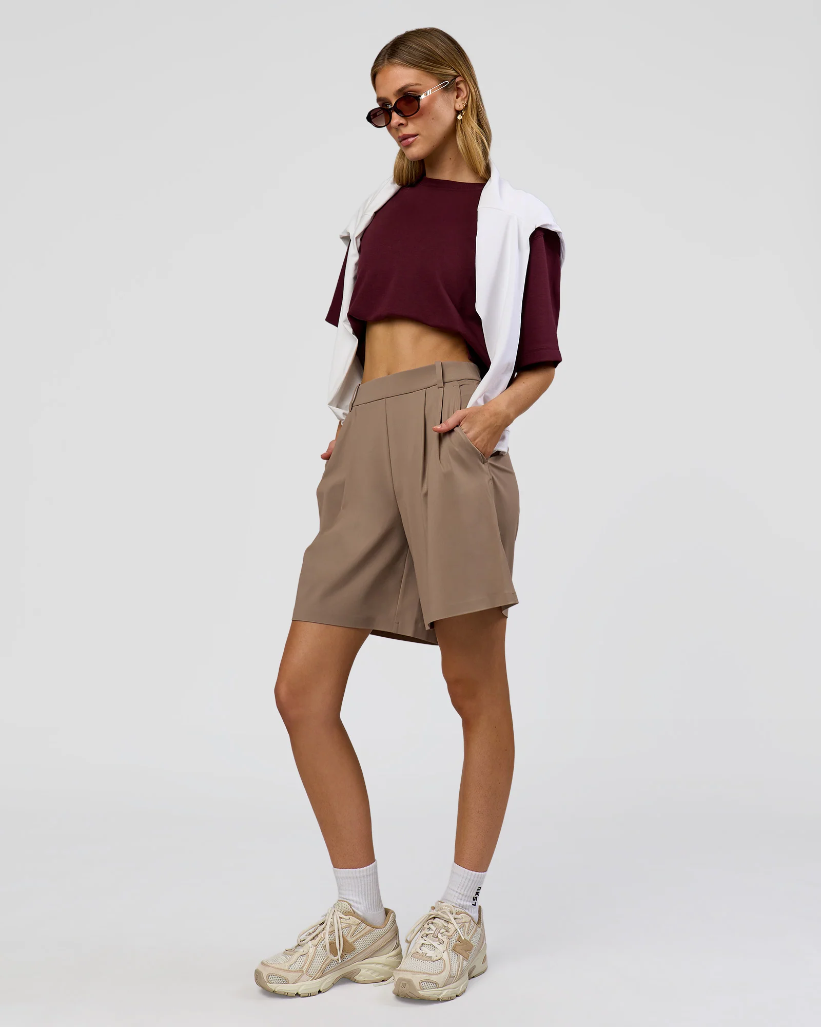 StretchShift Wide Leg Short - Taupe Ash - Image 5