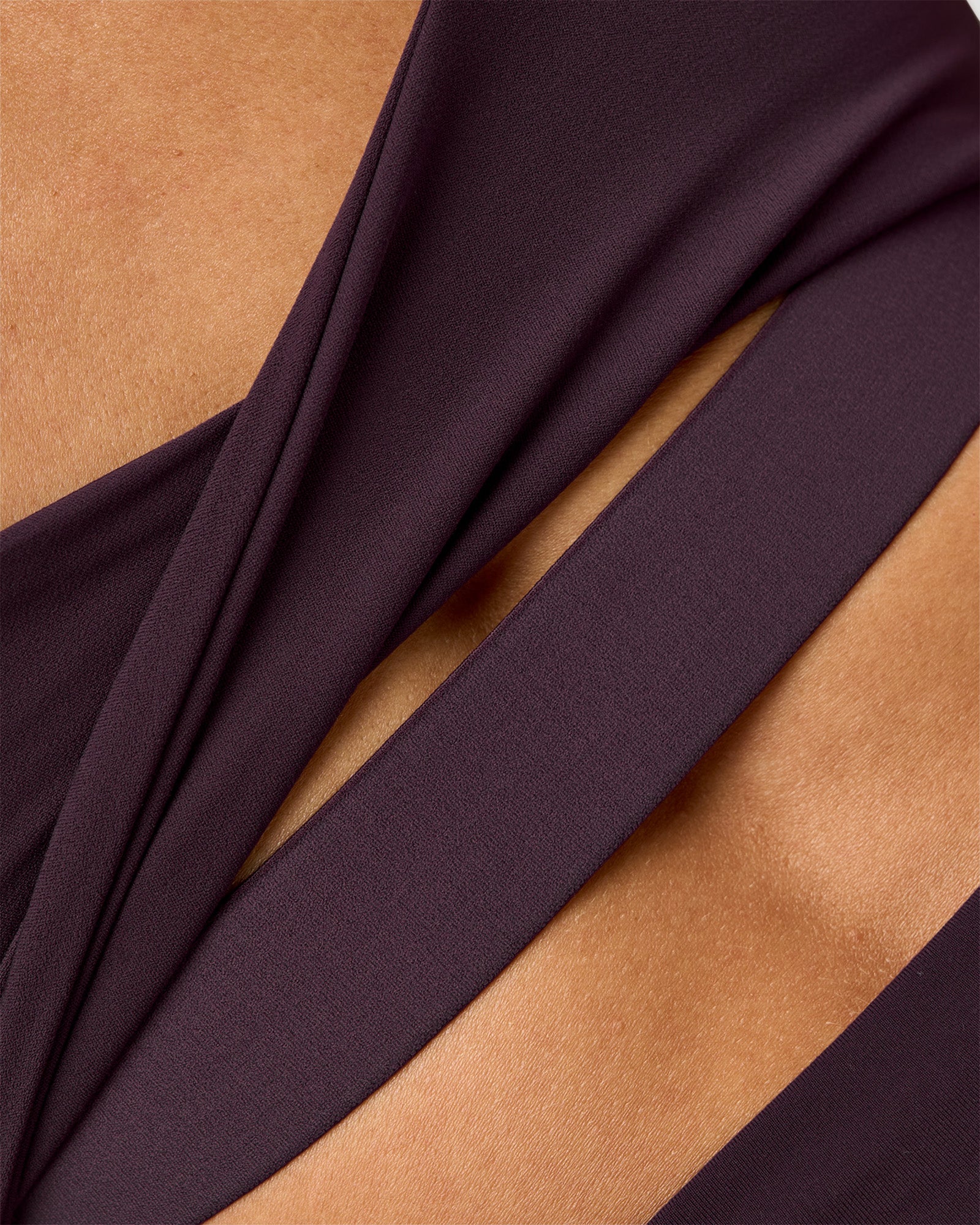 Twist Sports Bra D/DD/E - Midnight Plum - Image 3
